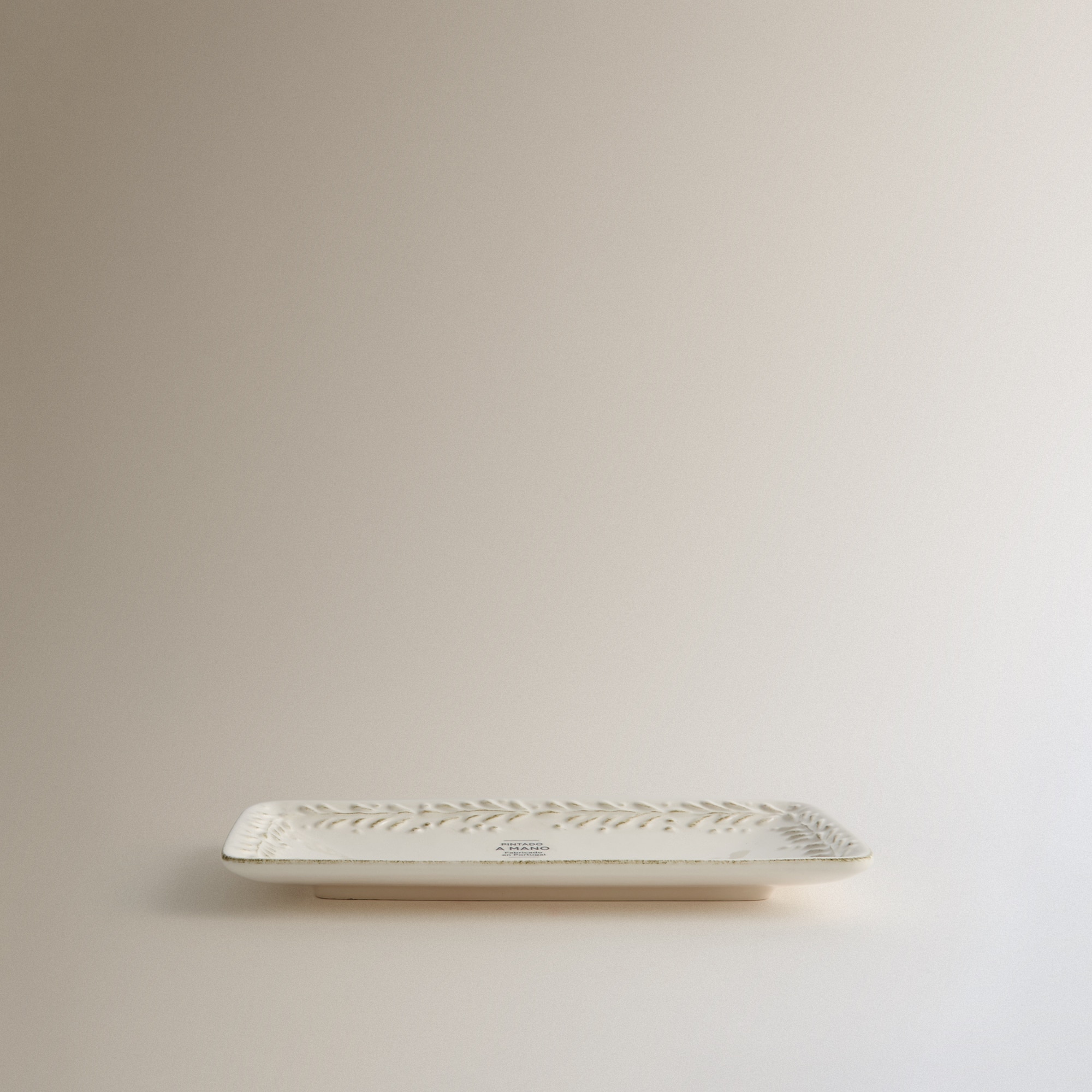 Travessa Quadrada Pintada à Mão Emma Branco-3