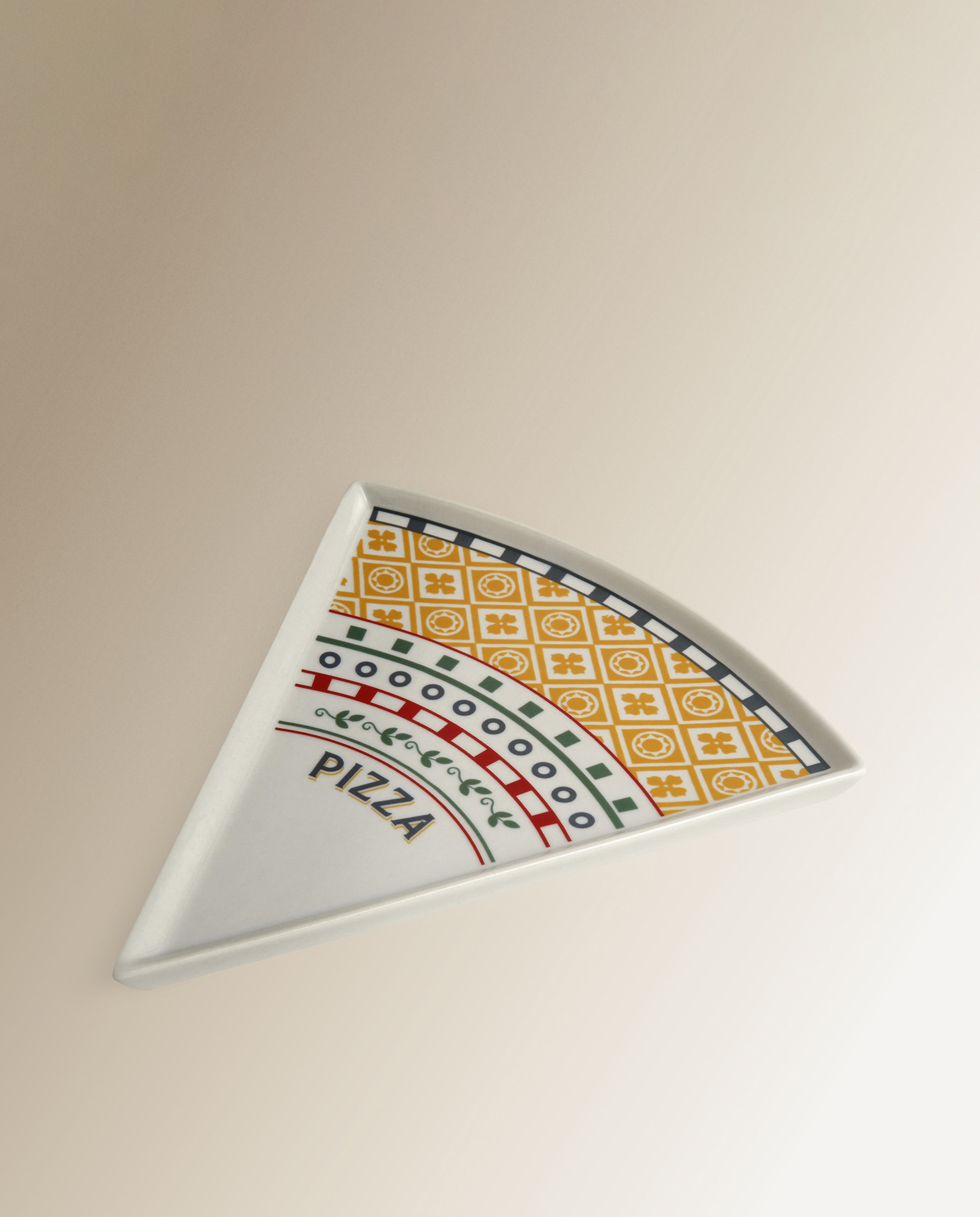 Triángulo para pizza Sicilia Basics El Corte Inglés Amarillo-3