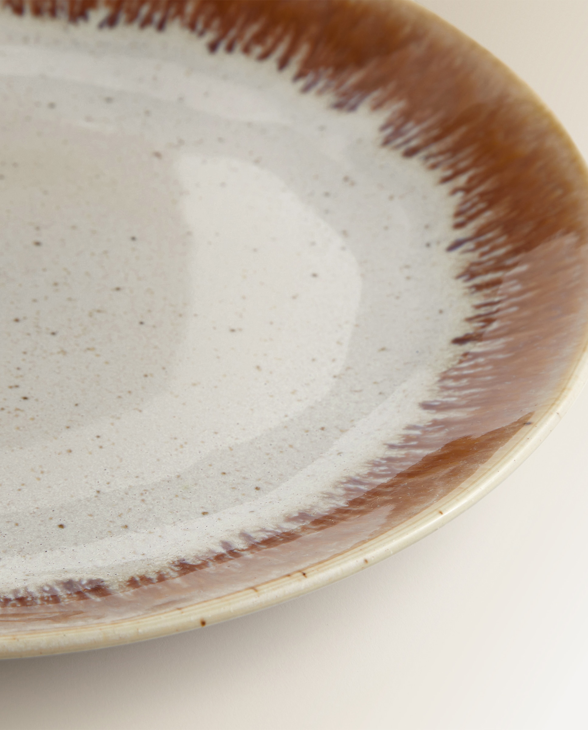 Prato plano Amber El Corte Inglés Creme-3