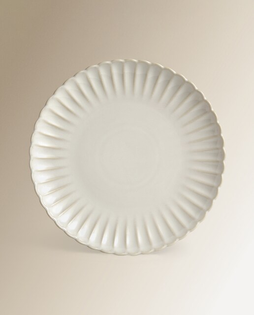 Plato llano Dalia El Corte Inglés