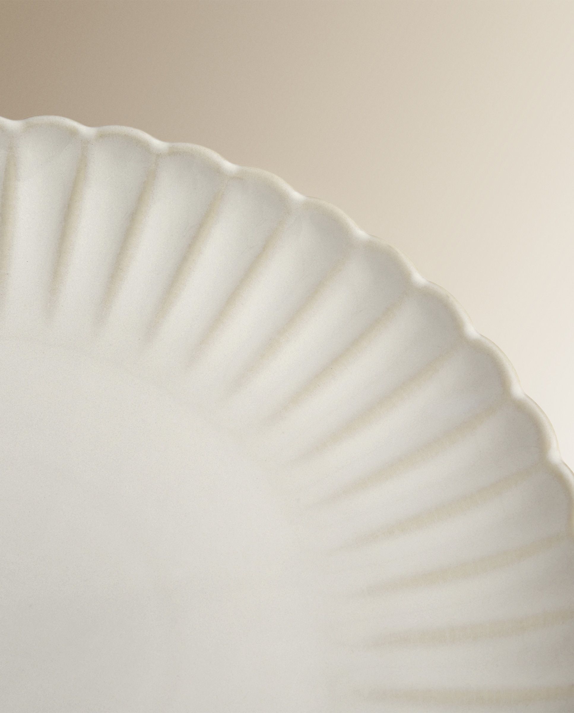 Prato Raso Dalia Branco-3