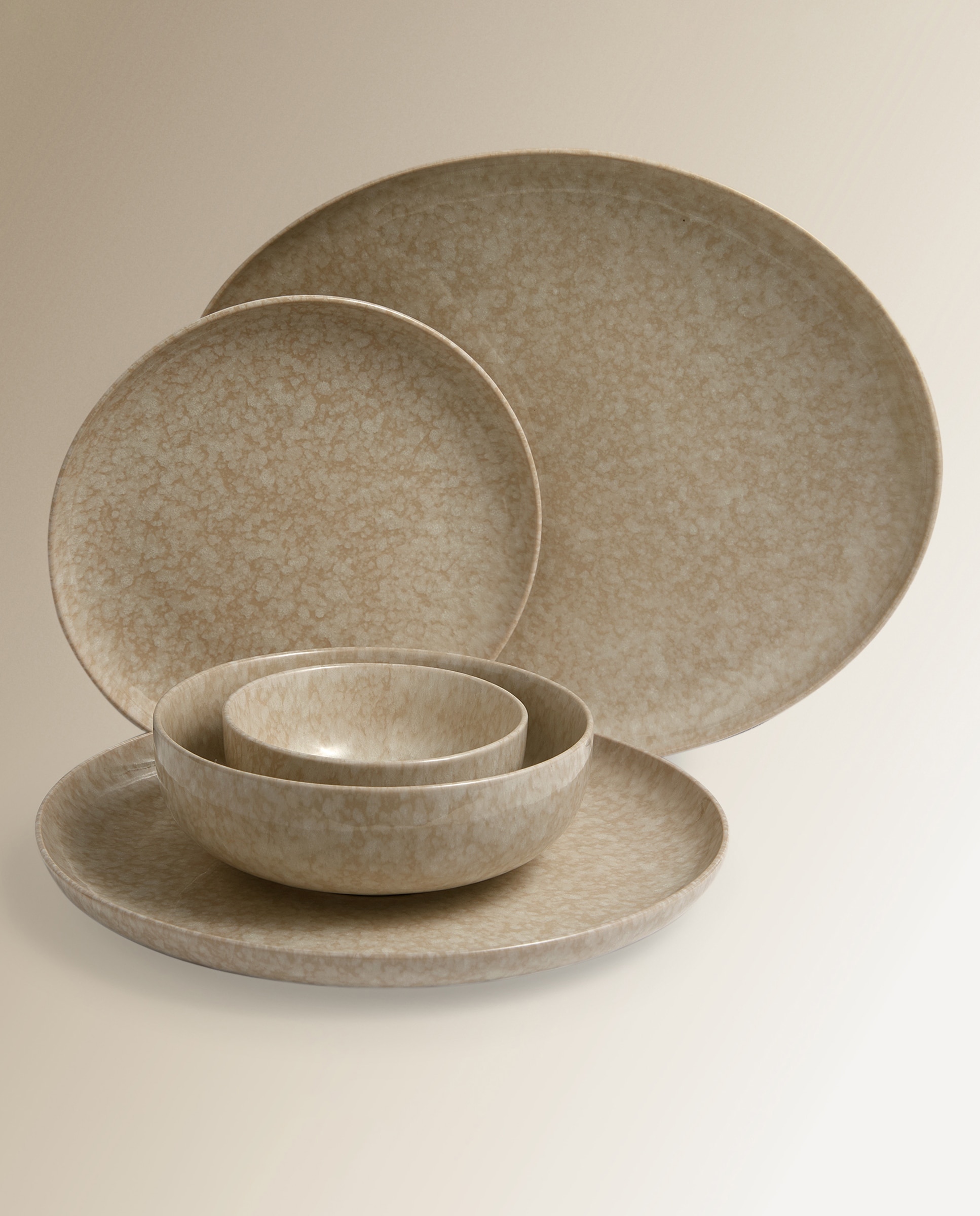 Prato Raso Roca Creme-4