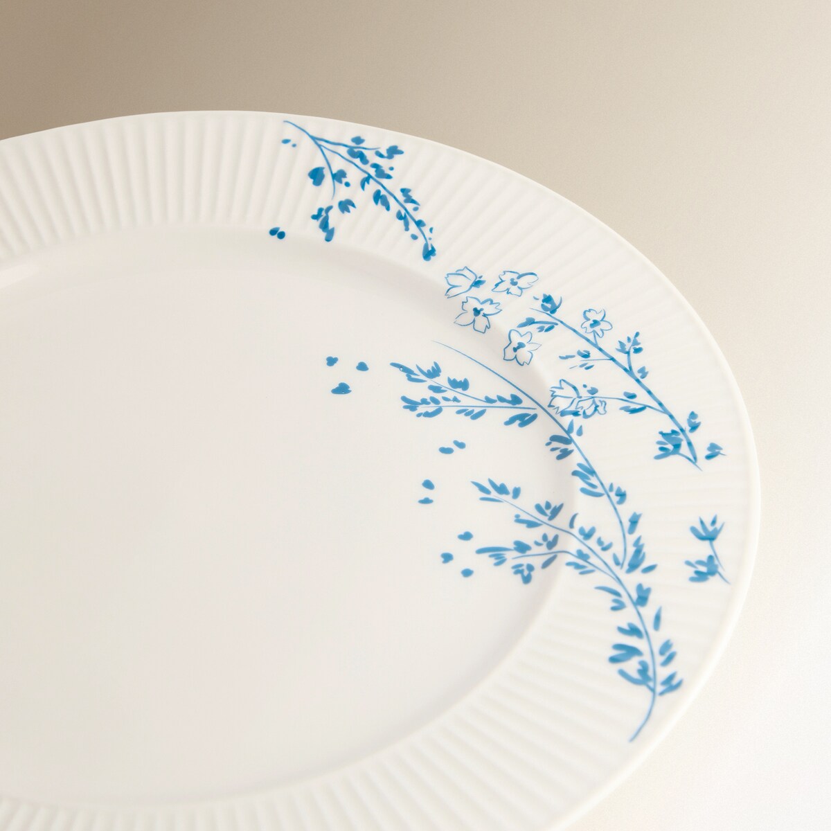 Plato llano flores Hampton Blanco-4
