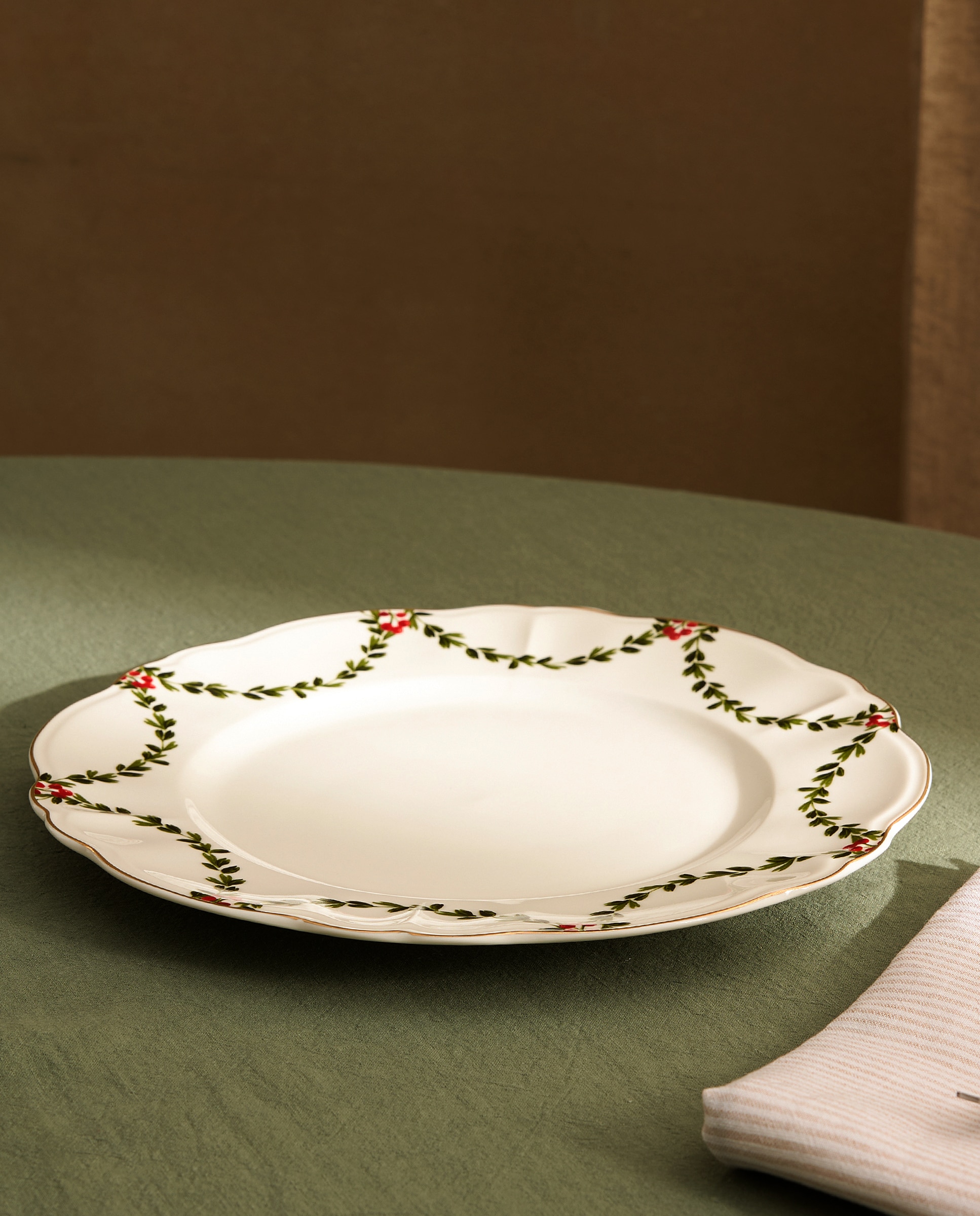 Plato llano Mistletoe Navidad - Crudo Crudo-1