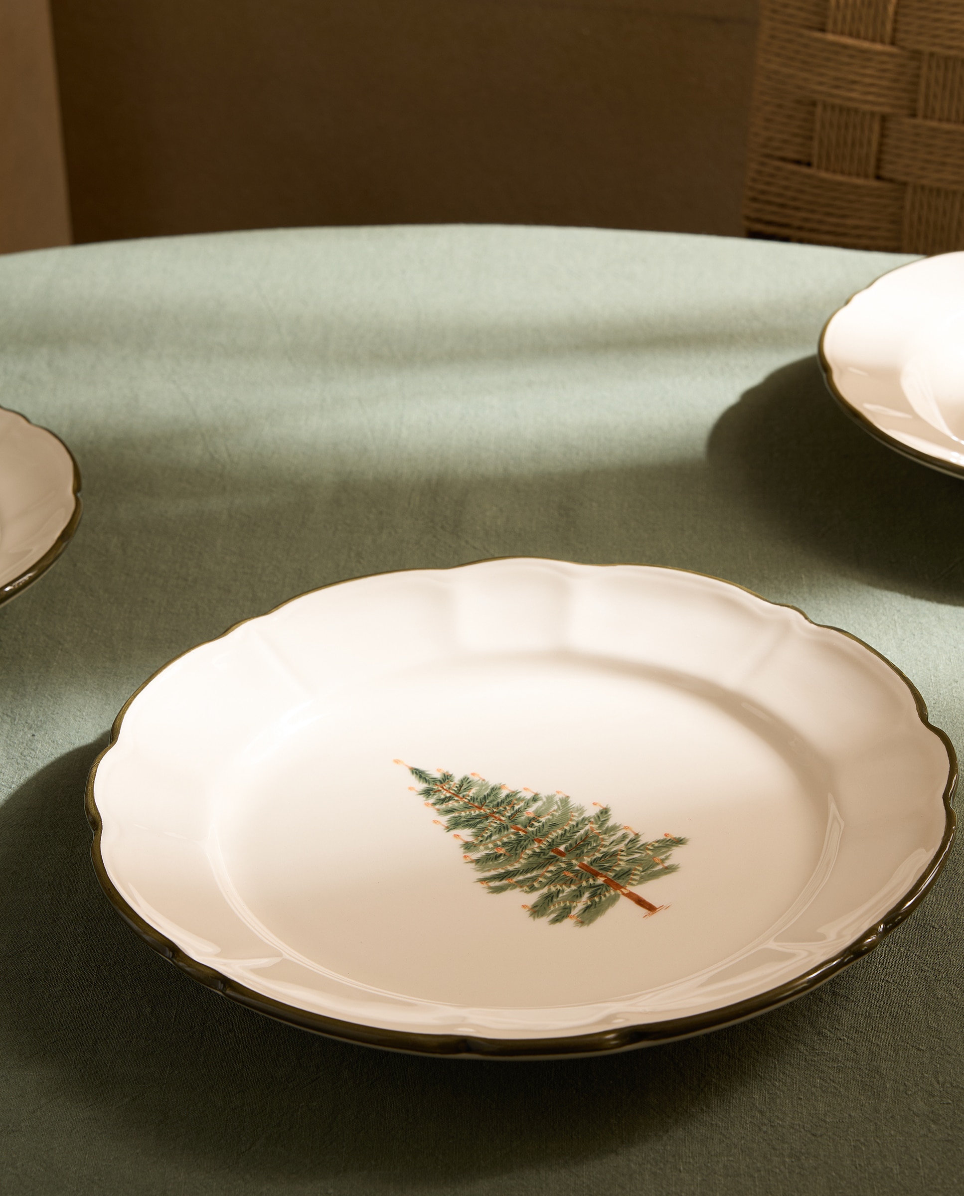 Plato llano Alpes Navidad - Blanco Blanco-1