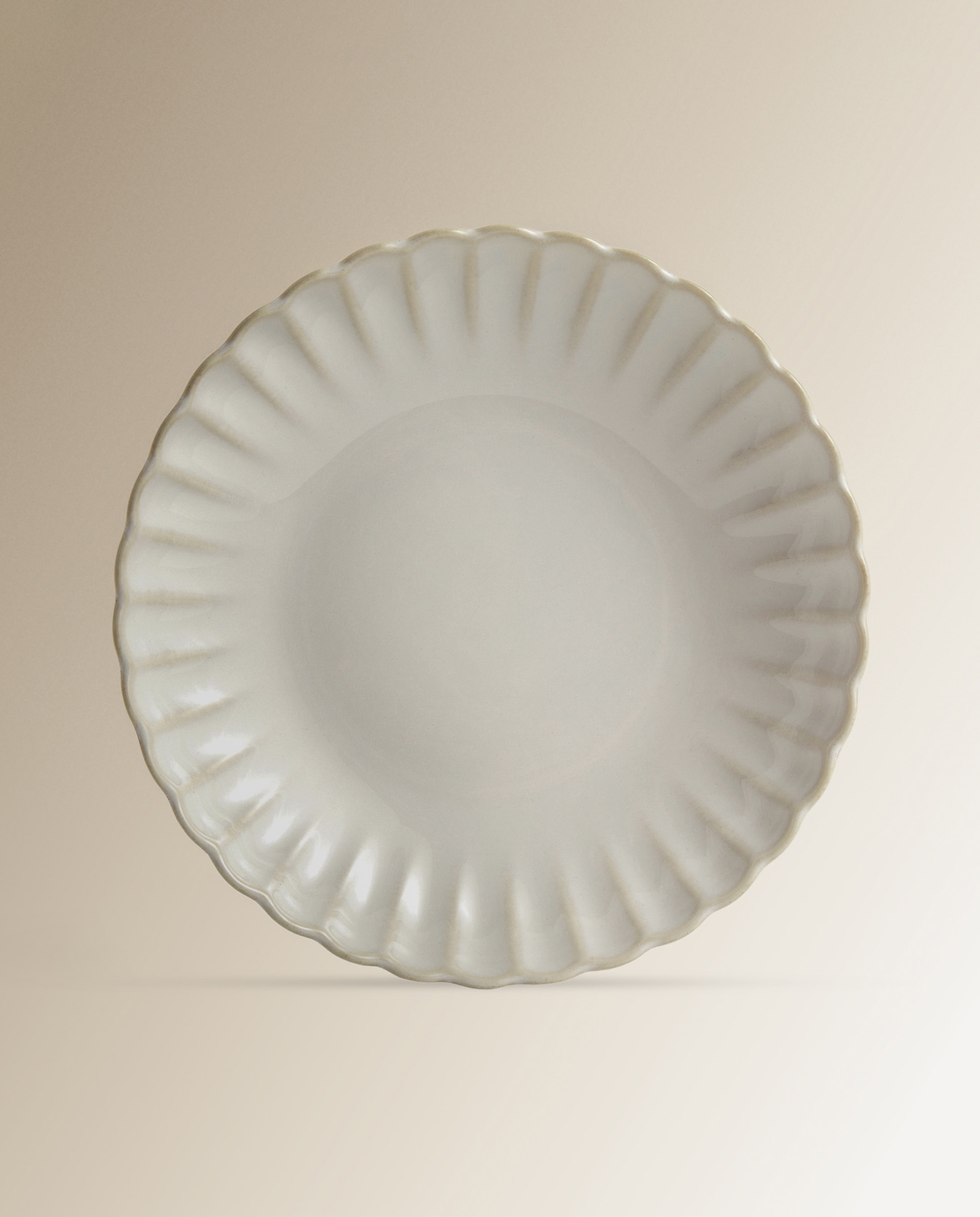 Prato Fundo Dalia Branco-1