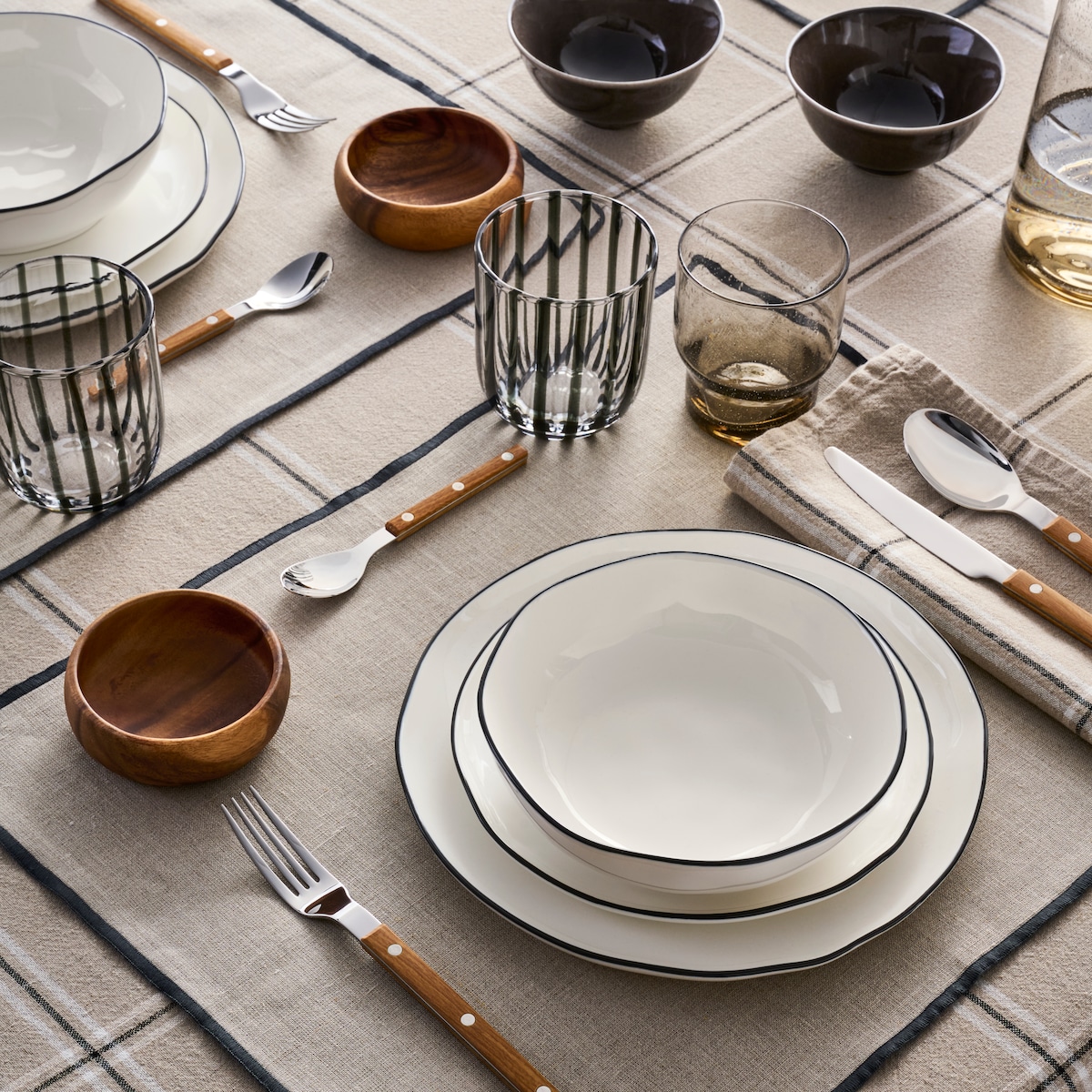 Prato Fundo Nordik Branco-6