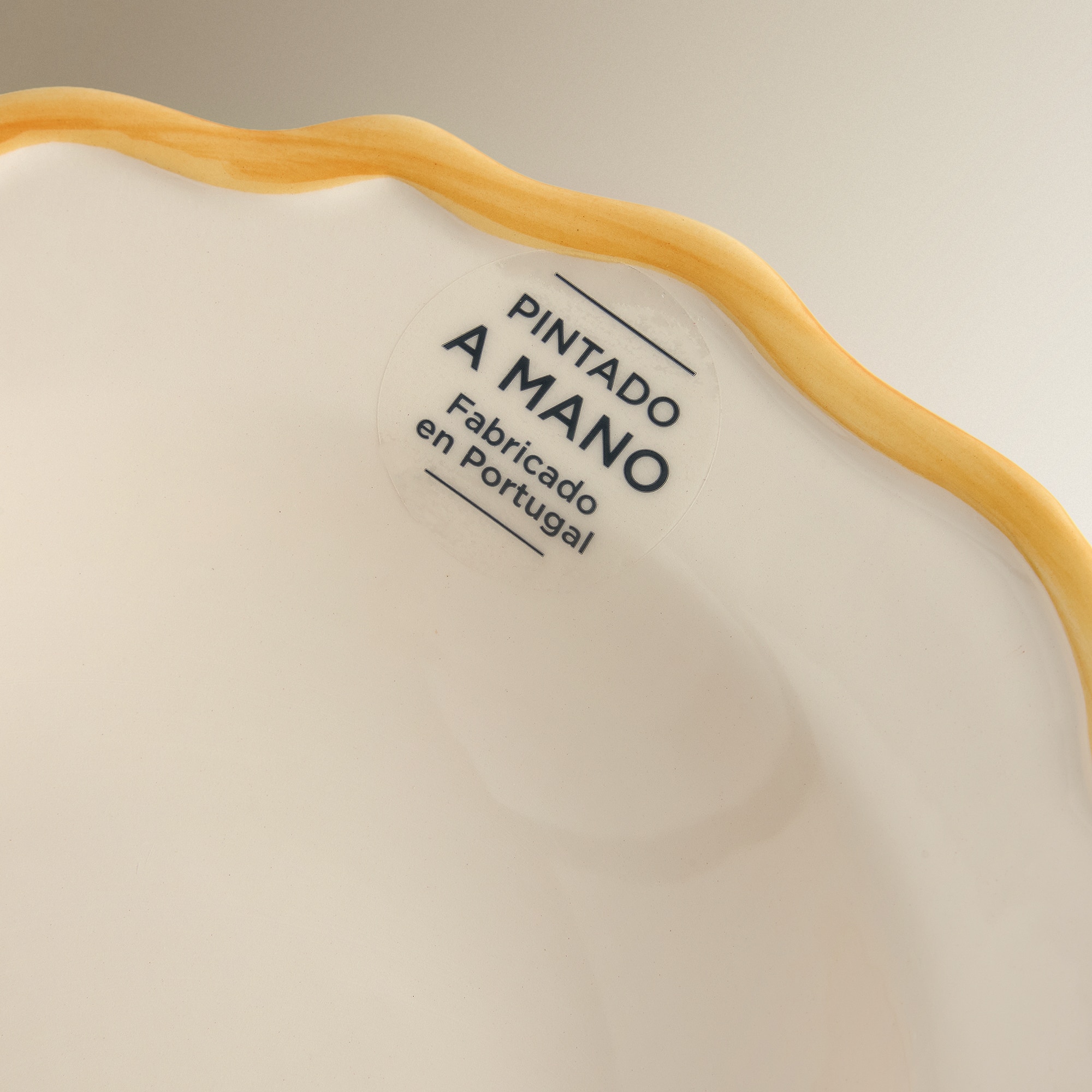 Prato Fundo Paradiso Amarelo-4