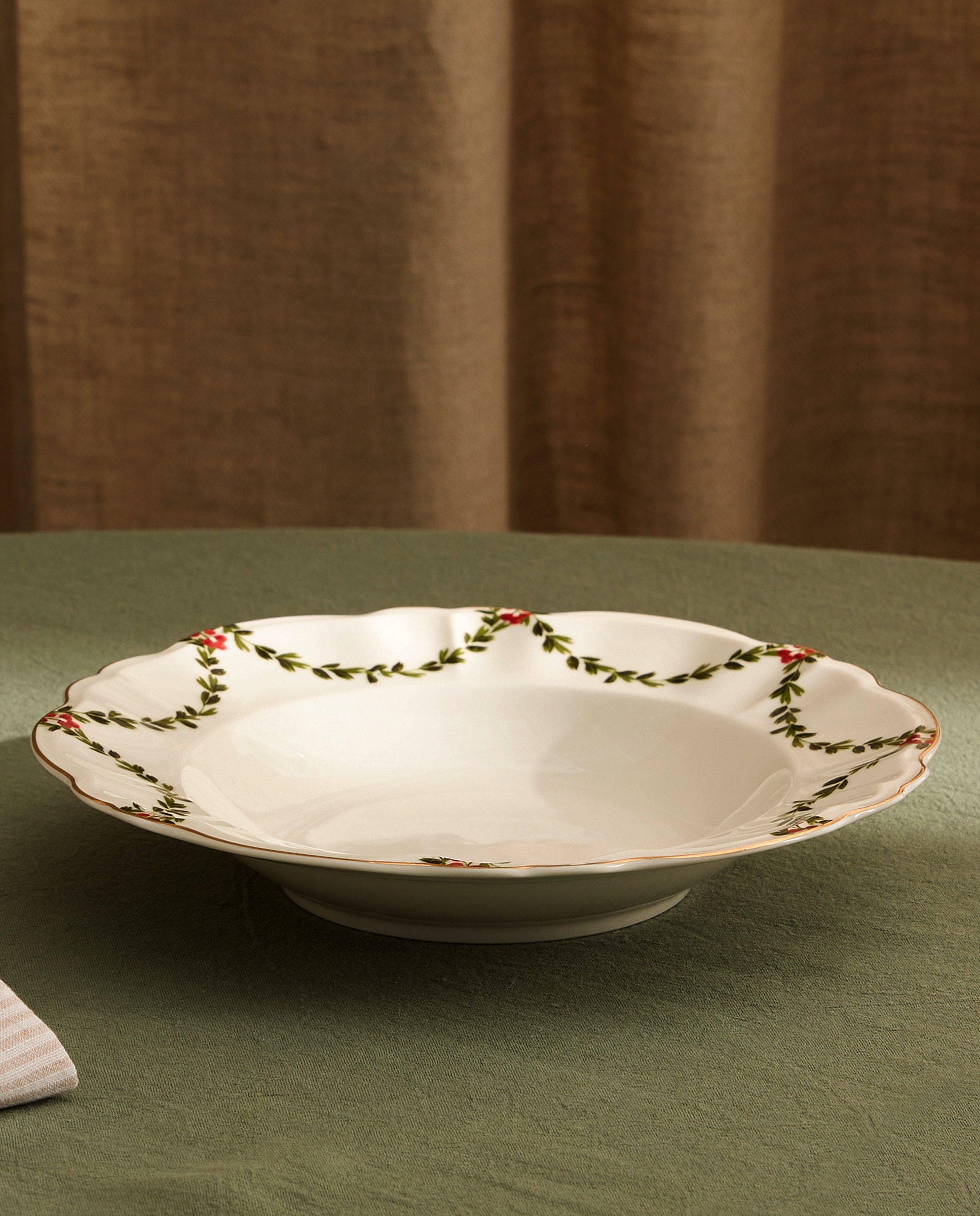 Imagen 0 de Plato hondo Mistletoe Navidad Crudo