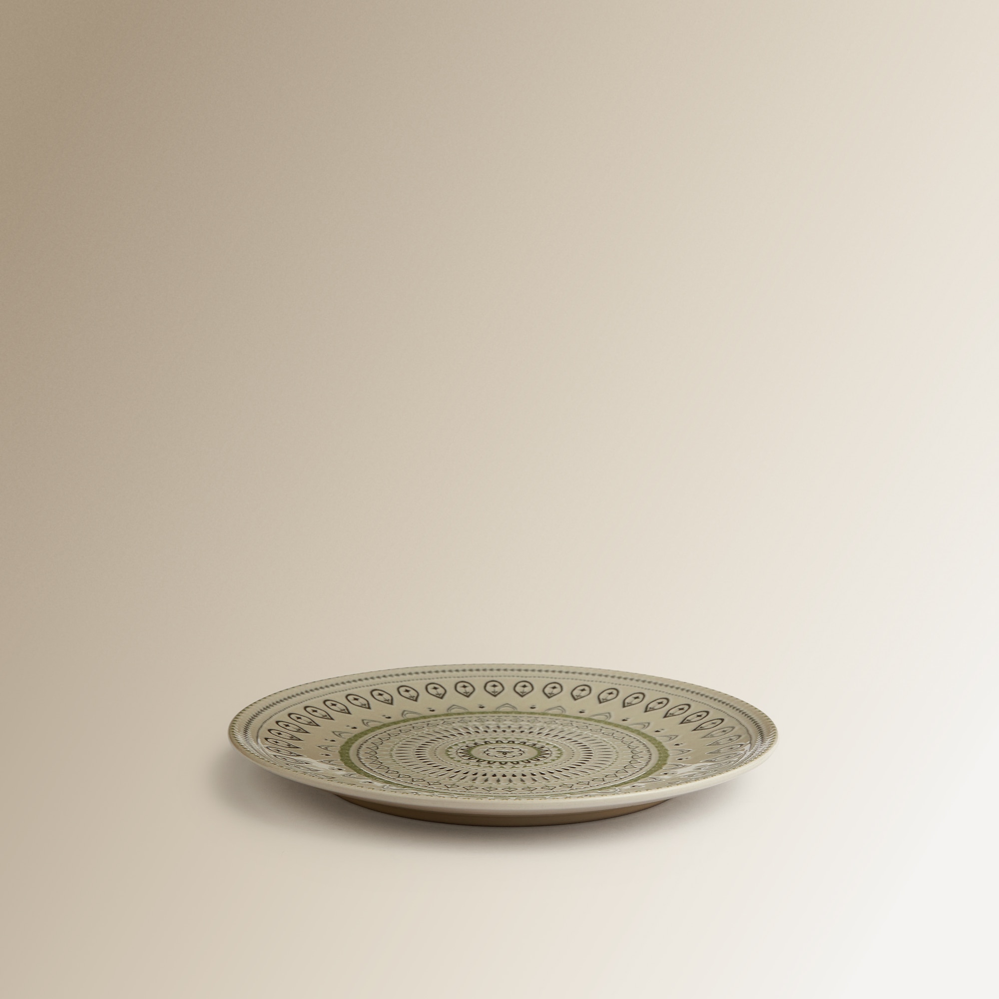 Plato de postre Meda Basics El Corte Inglés Crema-2