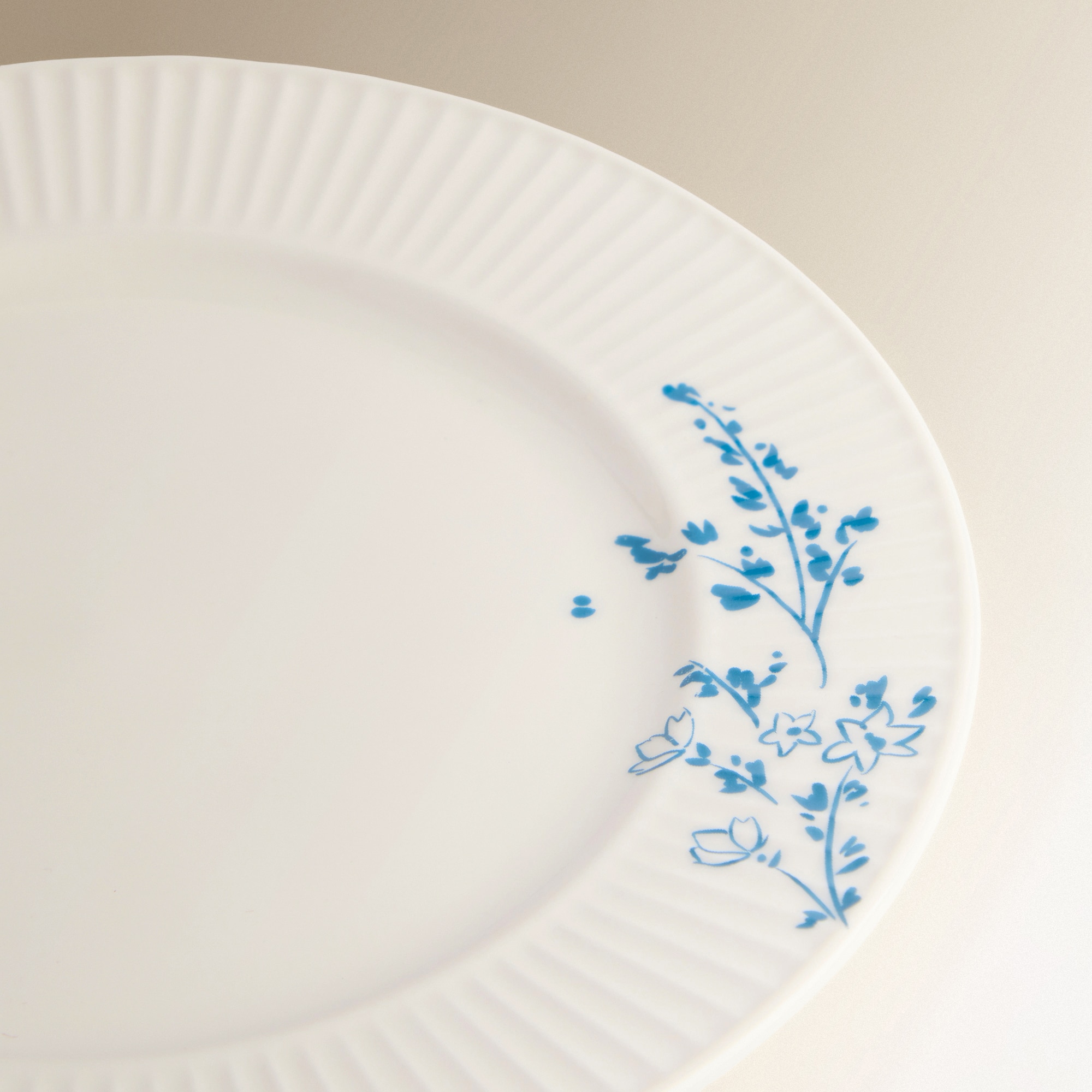 Plato de postre flores Hampton Blanco-4