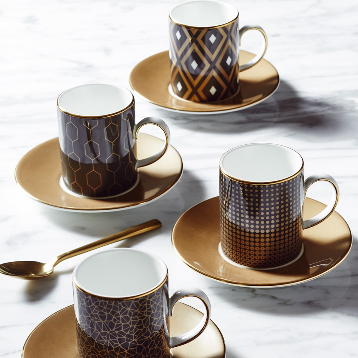 Conjunto de 4 chávenas de café com prato Gio Gold Preto-3