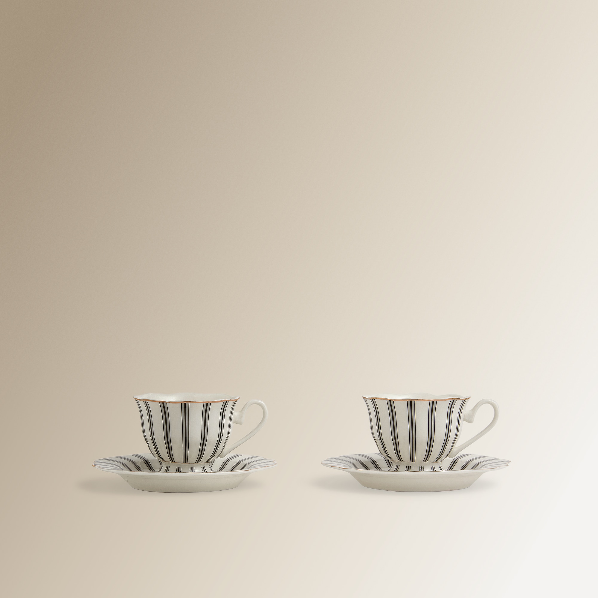 Conjunto de 2 Chávenas de Café com Prato Hélice Preto-1