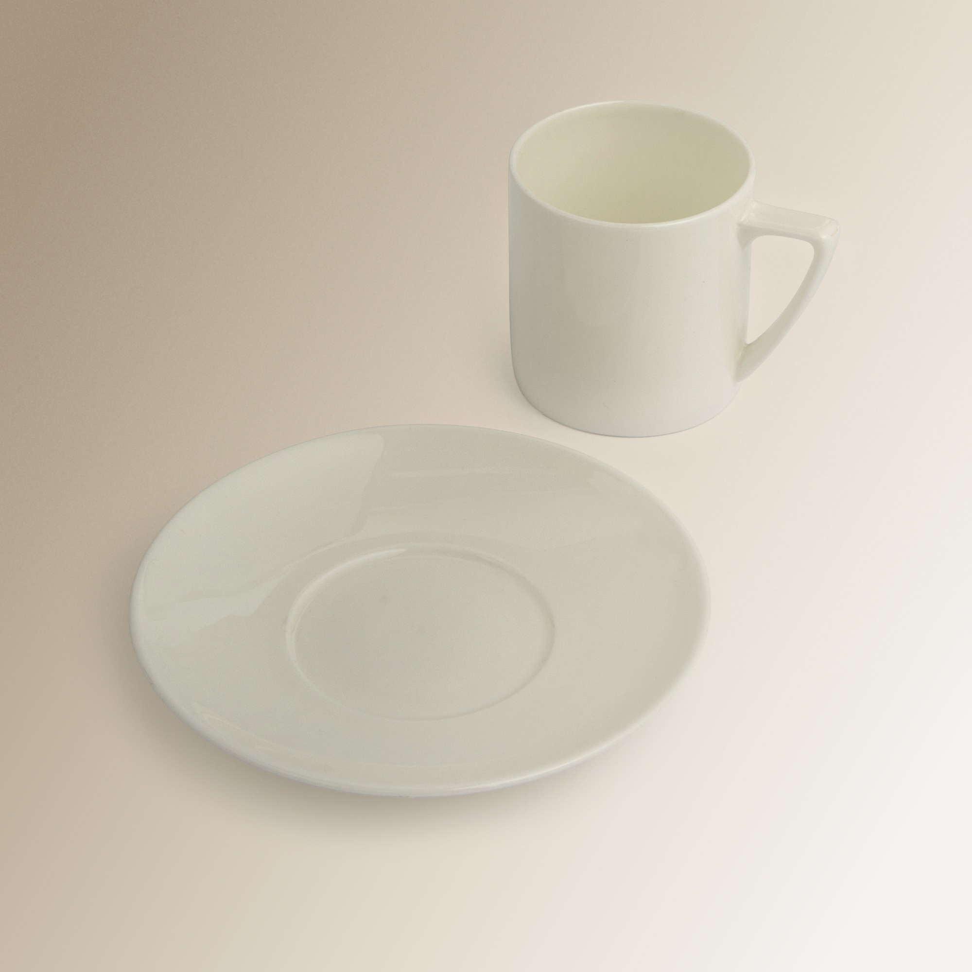 Chávena de Chá com Prato Redondo com Alça Bone China Essential Branco-4