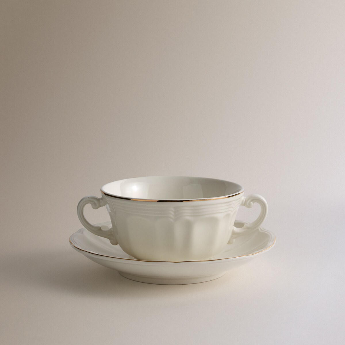 Chávena de Consommé com Prato Fio Dourado Branco-2