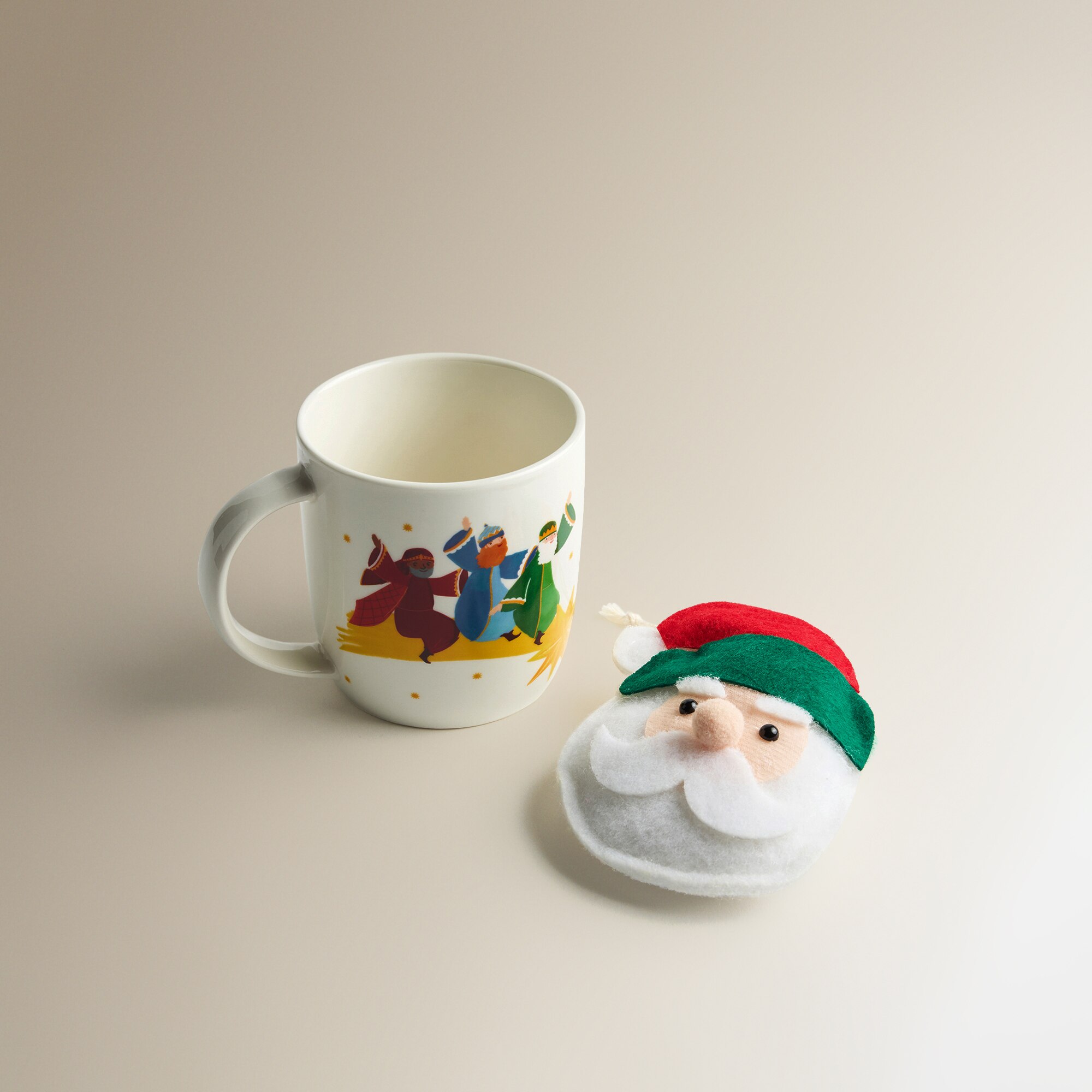 Taza mug Reyes Magos y colgante Papá Noel en caja de regalo Navidad Multicolor-6