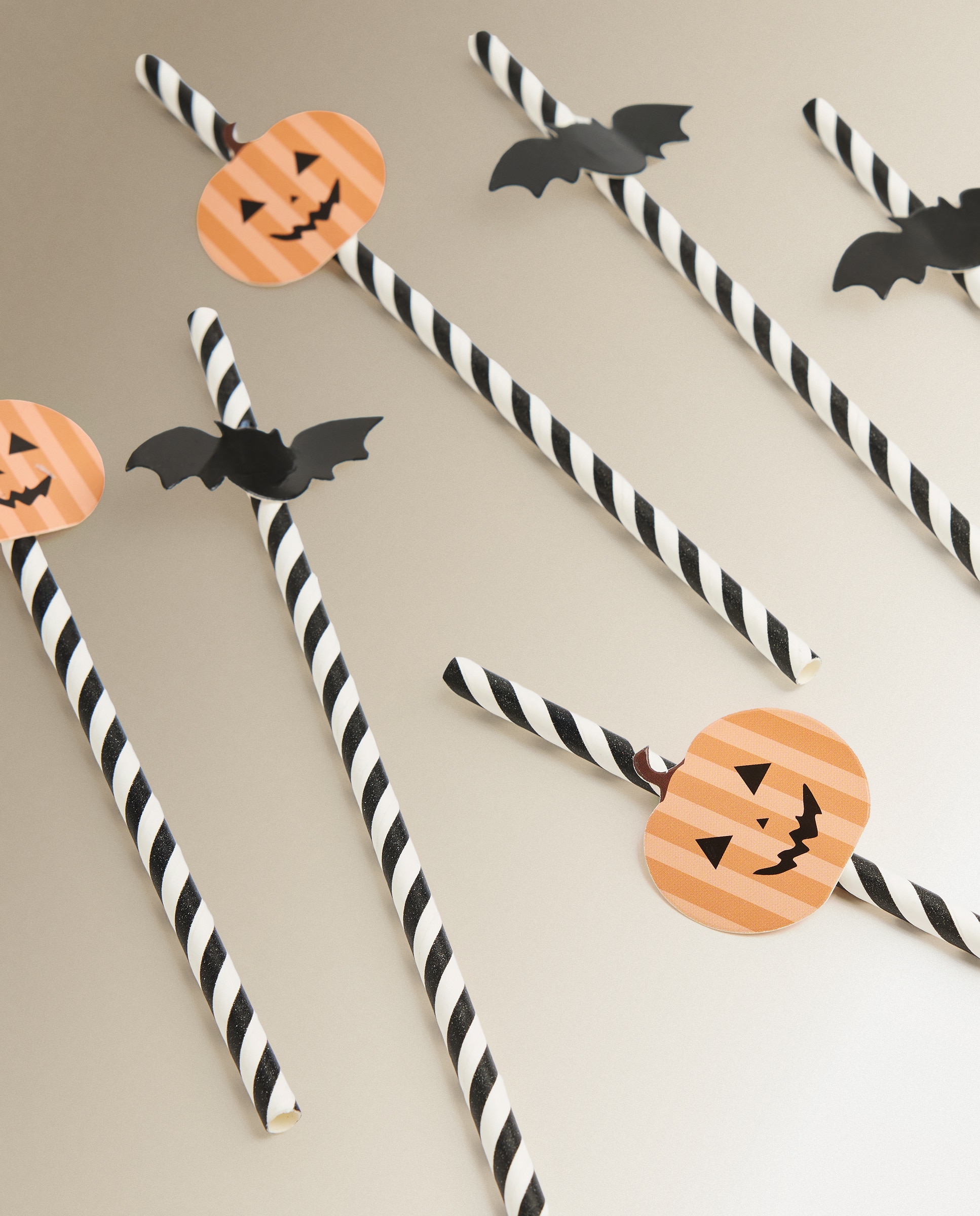 Conjunto de 6 Palhinhas Descartáveis Travessura Halloween Preto-2