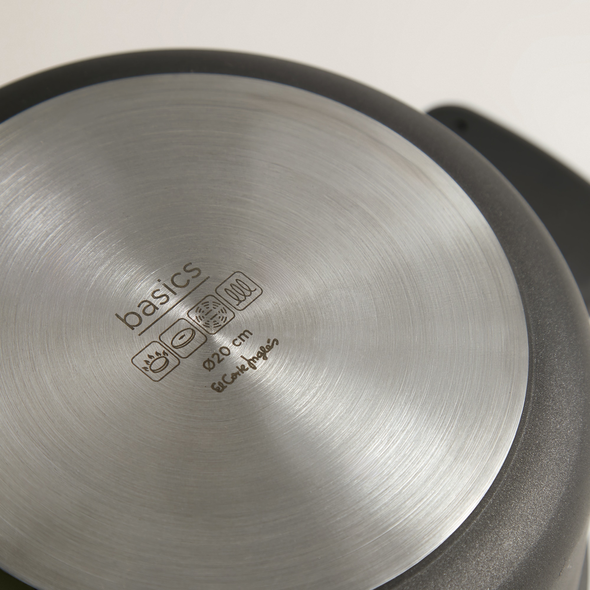 Cacerola de aluminio fundido Basics El Corte Inglés Negro-2