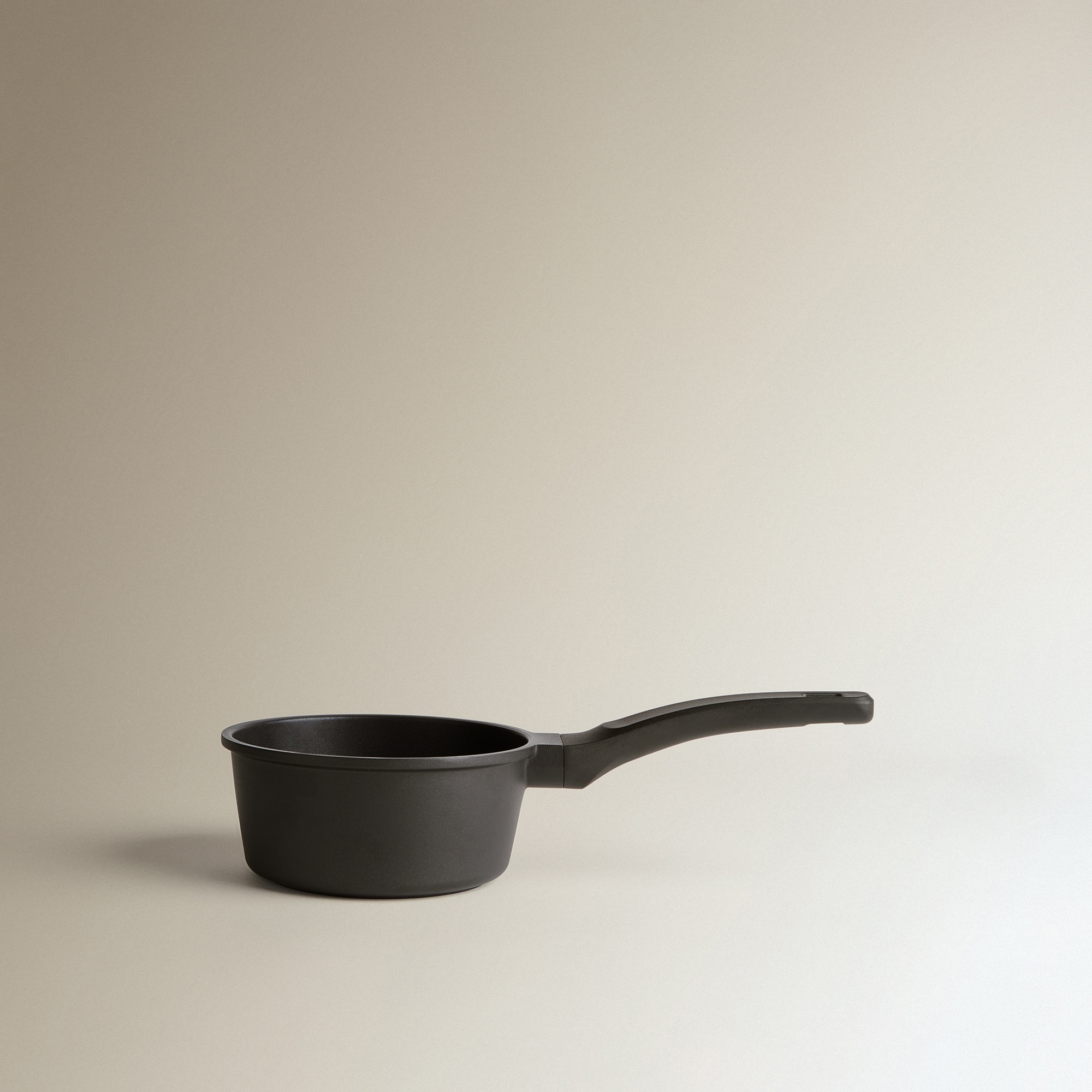 Tacho de Alumínio Fundido Excellent Pro Preto-4