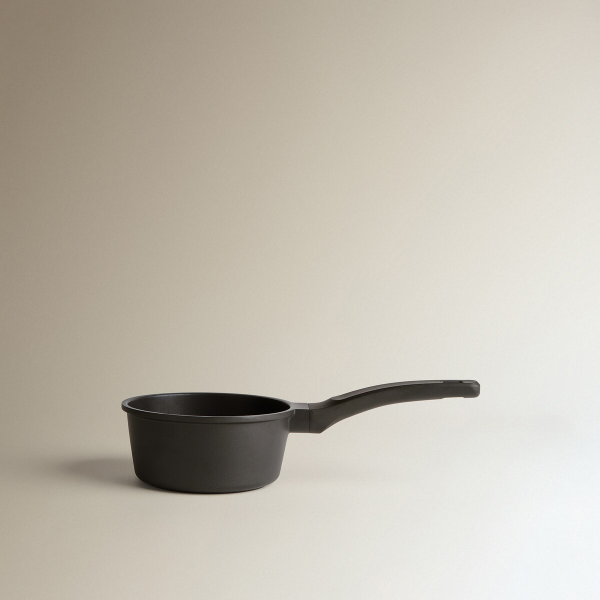 Tacho de Alumínio Fundido Excellent Pro Preto-4