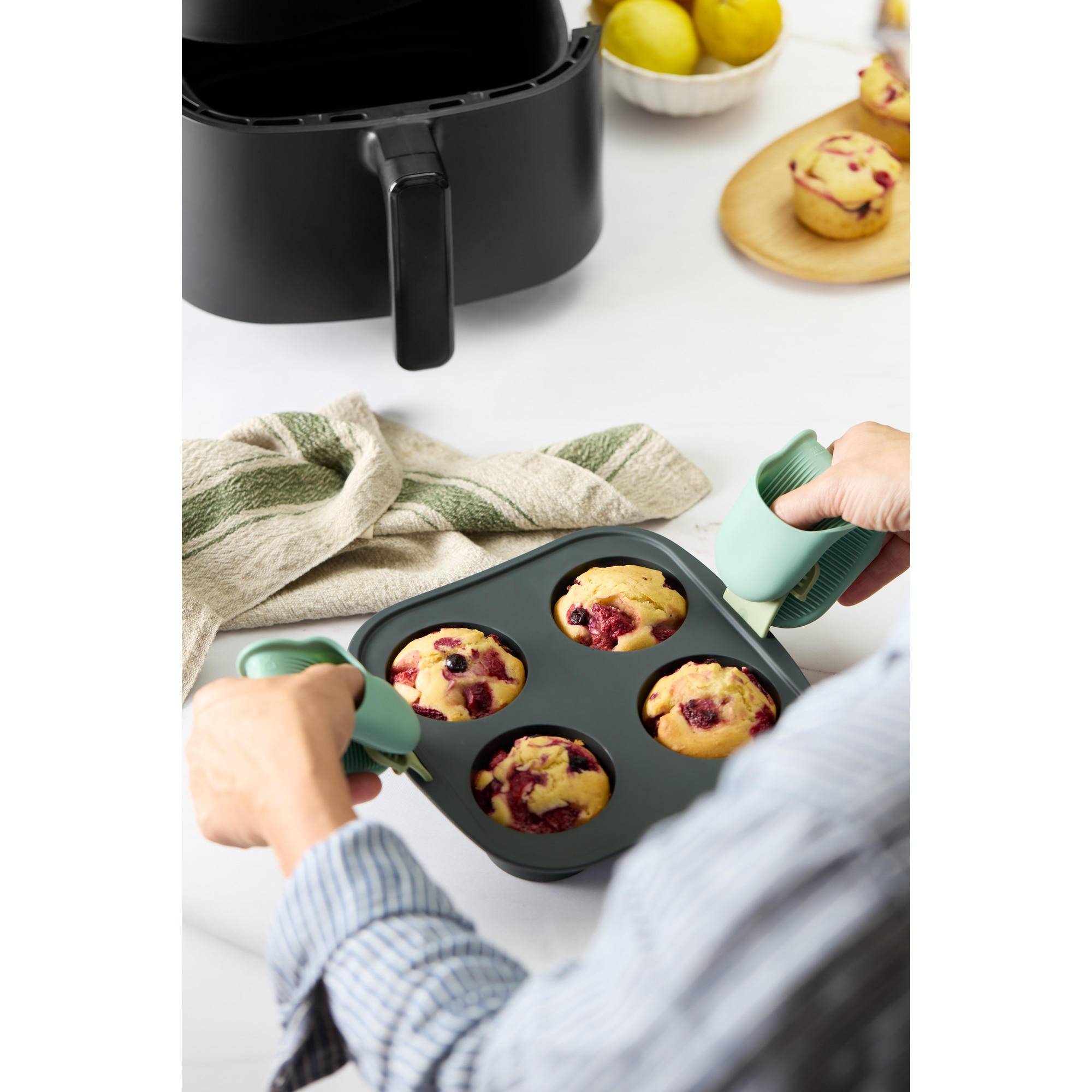 Conjunto de 2 Mini Luvas de Silicone Air Fryer Verde-9