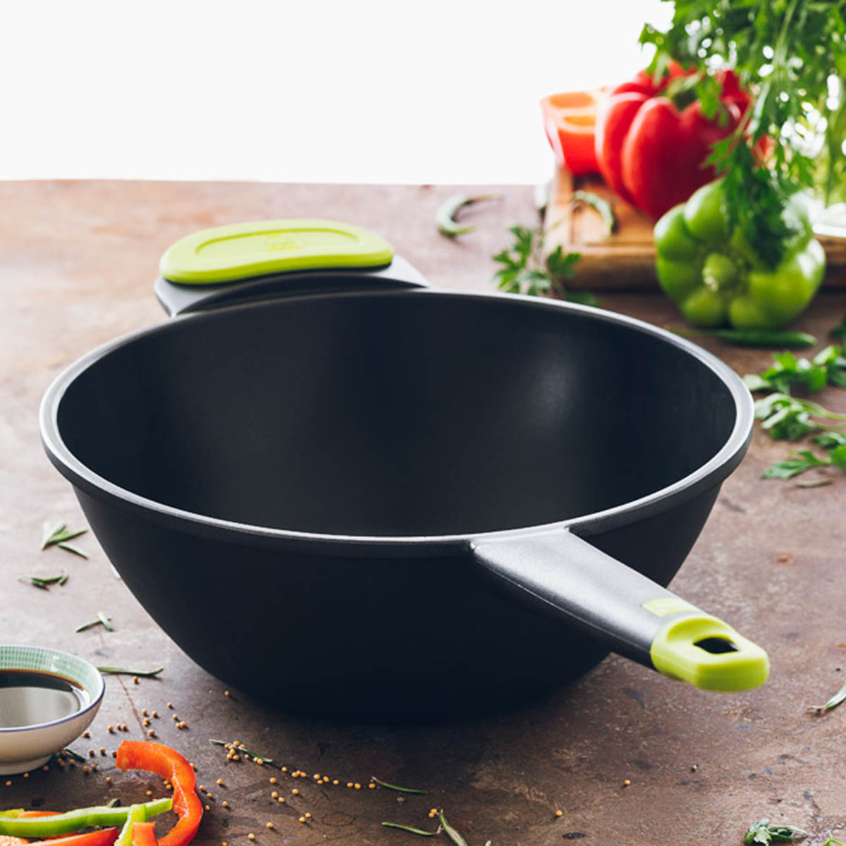 Wok de alumínio fundido Preto-2