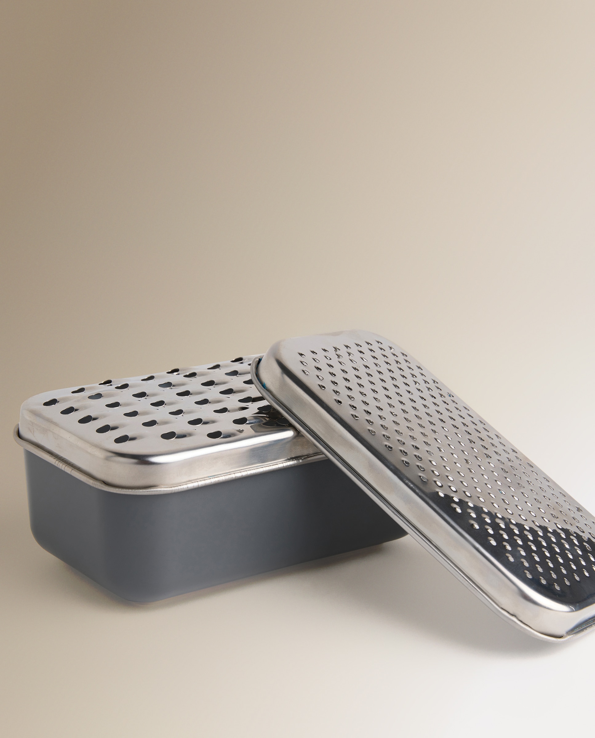 Ralador em caixa Cinzento-2