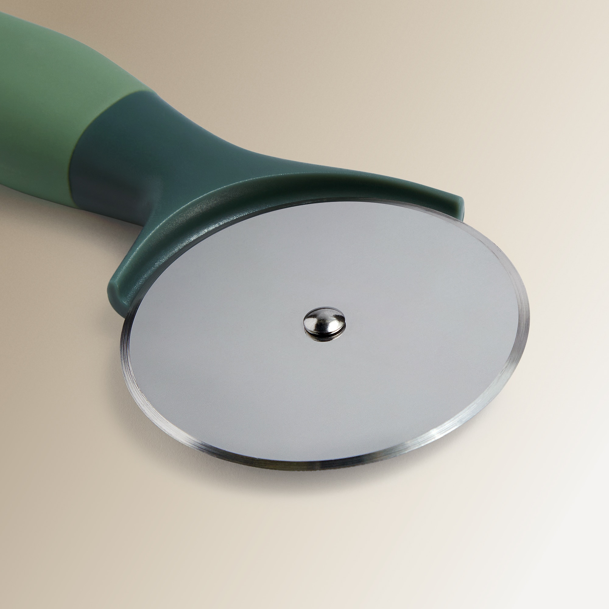 Corta-pizzas com cabo de silicone Mint Verde-2