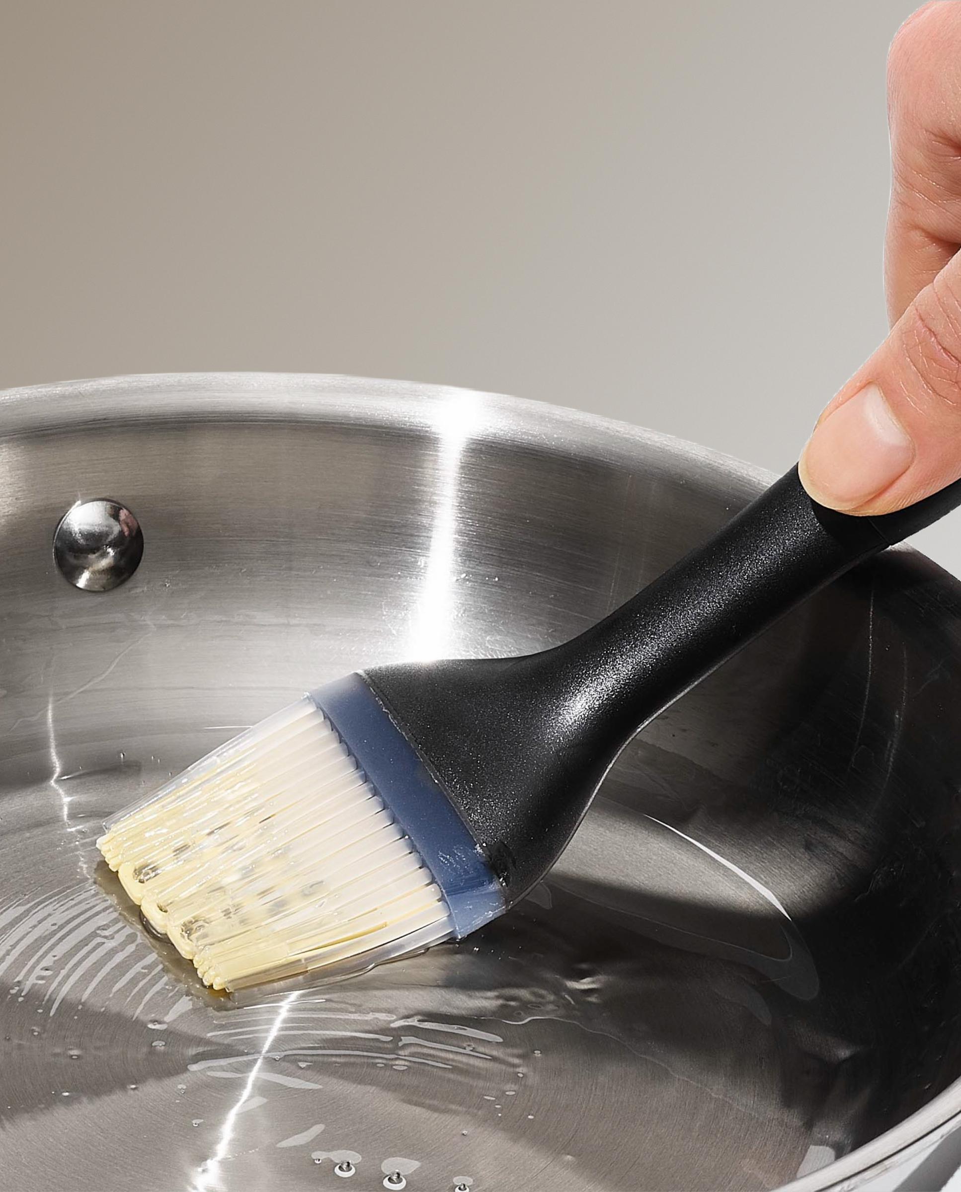 Pincel de Silicone com Malha Interior Preto-4