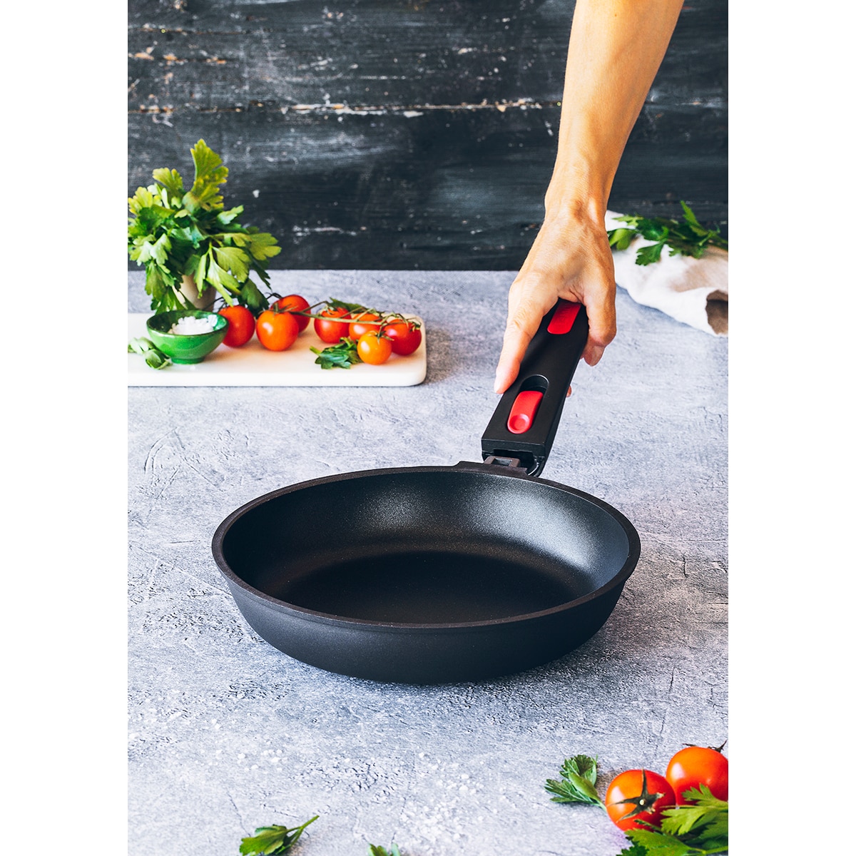 Sartén aluminio fundido con mango desmontable In&Out Monix Negro-8