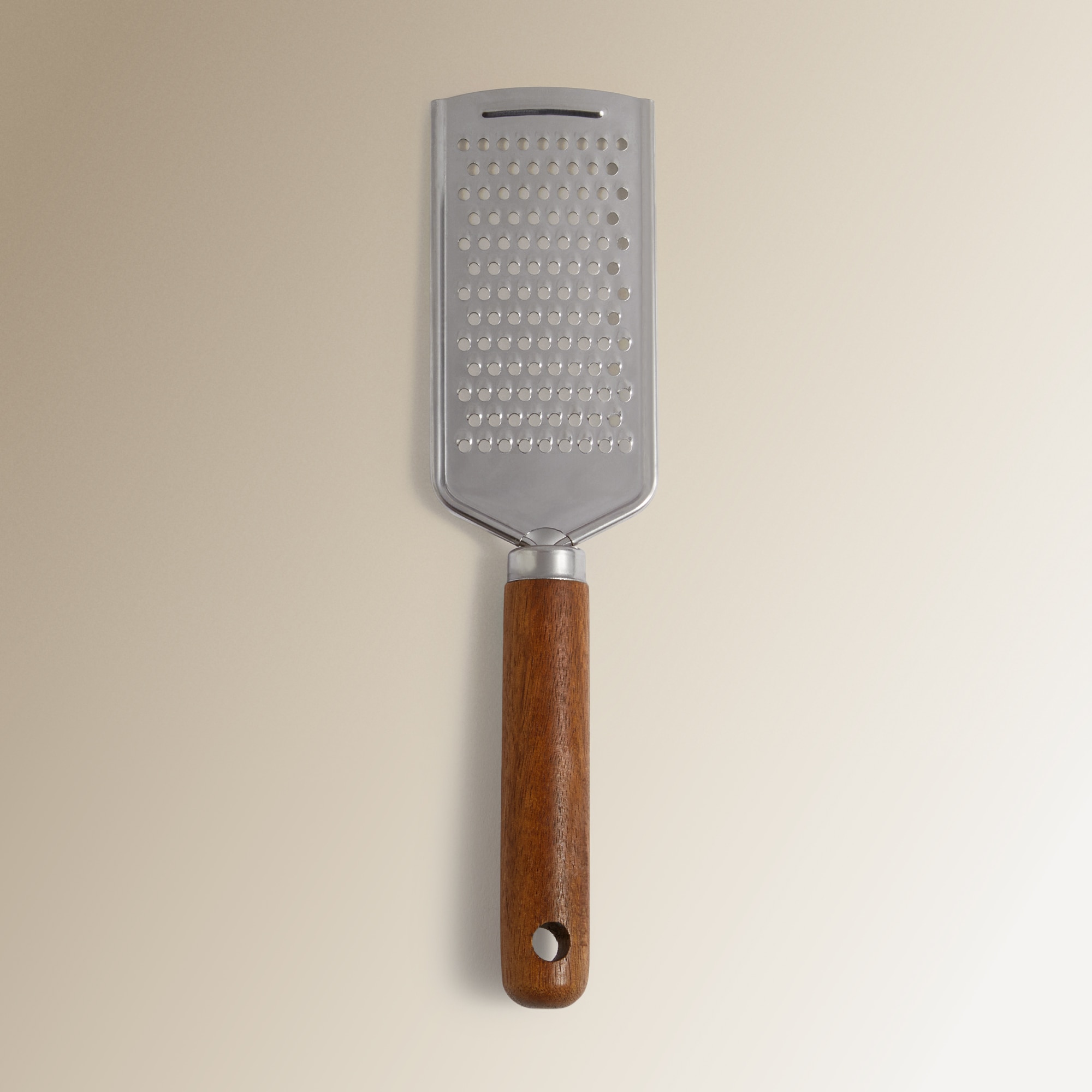 Ralador com Cabo de Madeira de Acácia Natural-1