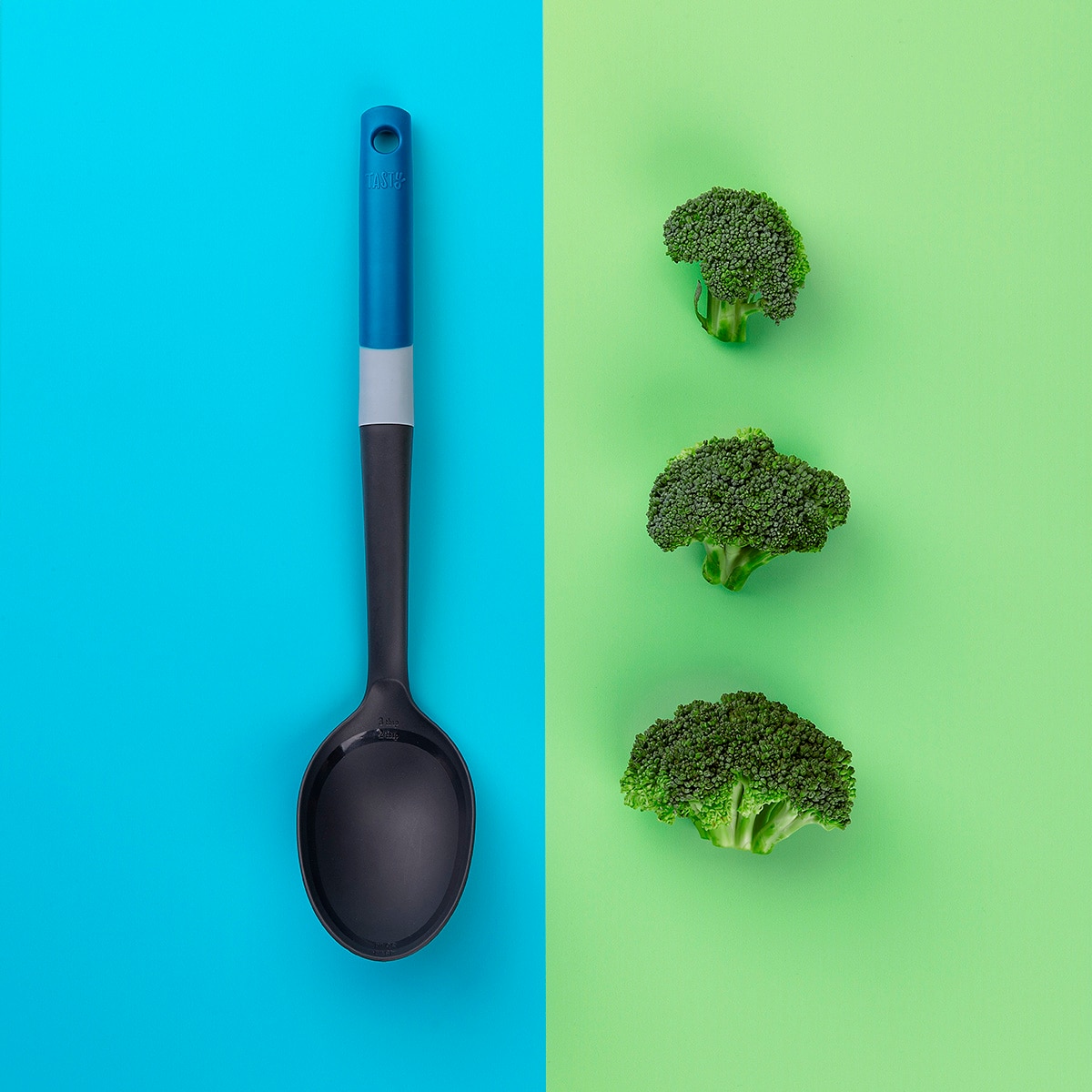 Cucharón para servir con escala de medidas Tasty Gris-5