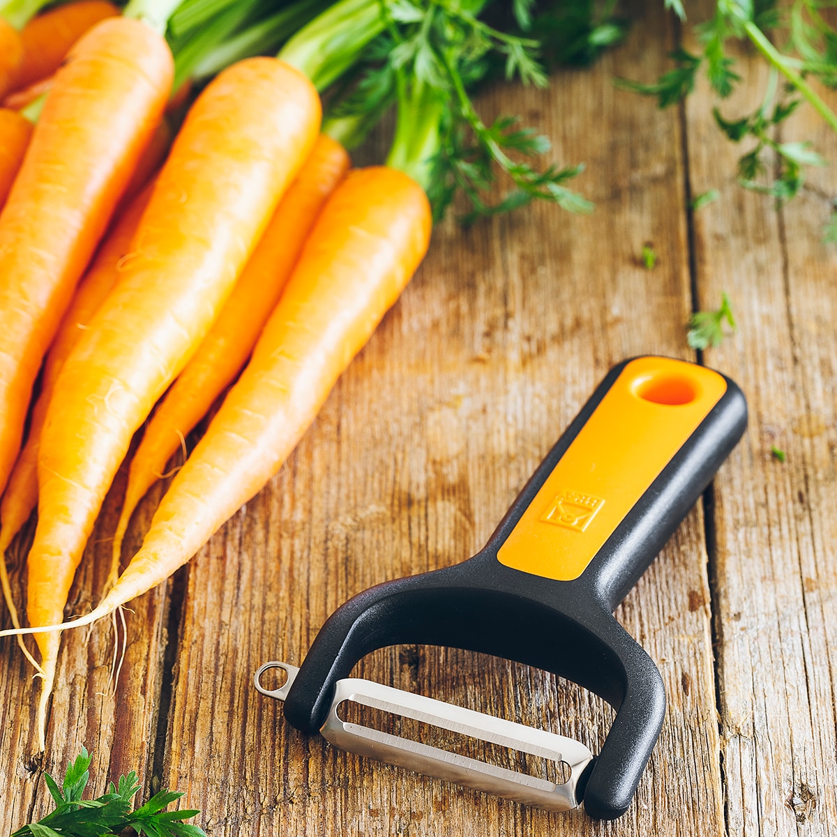 Descascador liso em forma de Y Efficient Preto-5