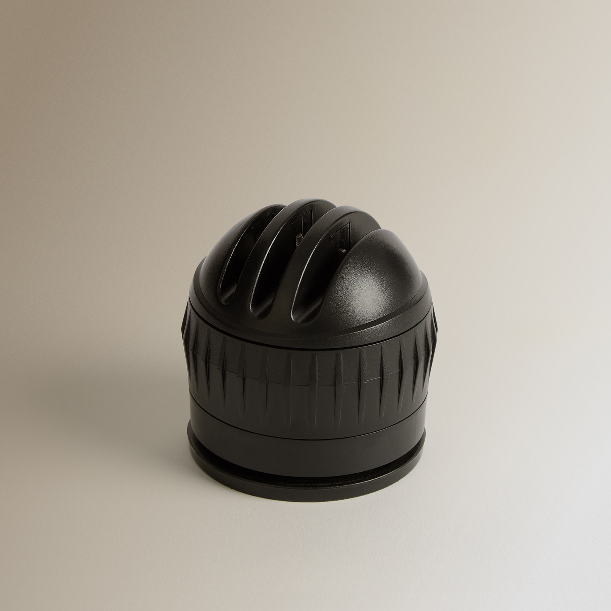 Afiador de Facas 3 Passos com Ventosa Preto-1