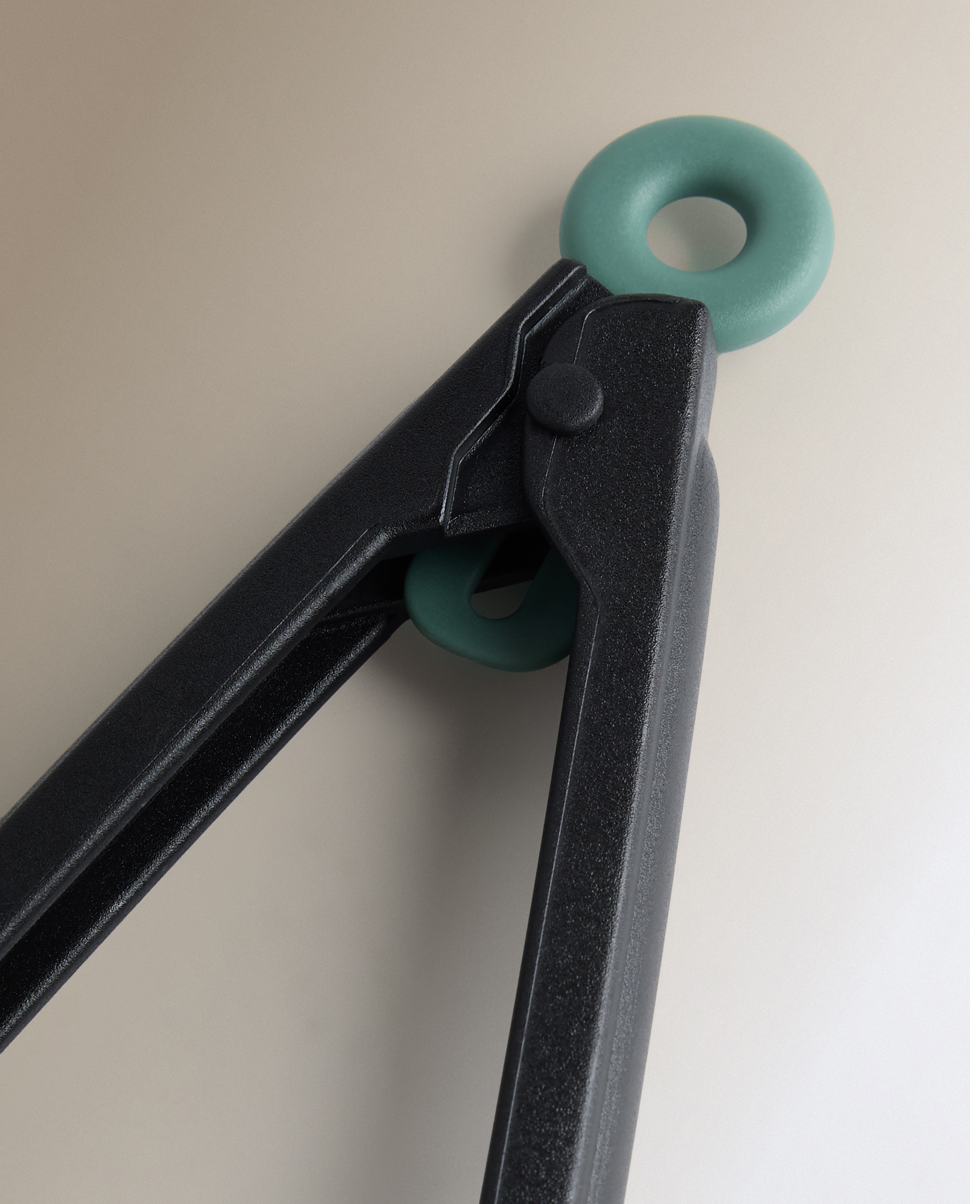 Pinças para Massa de Nylon Preto-3