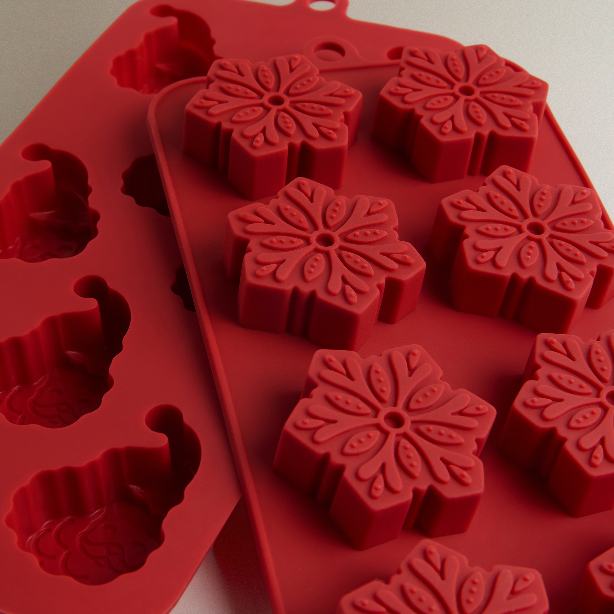Conjunto de 2 Mini Moldes de Silicone Flocos Pai Natal Vermelho-2