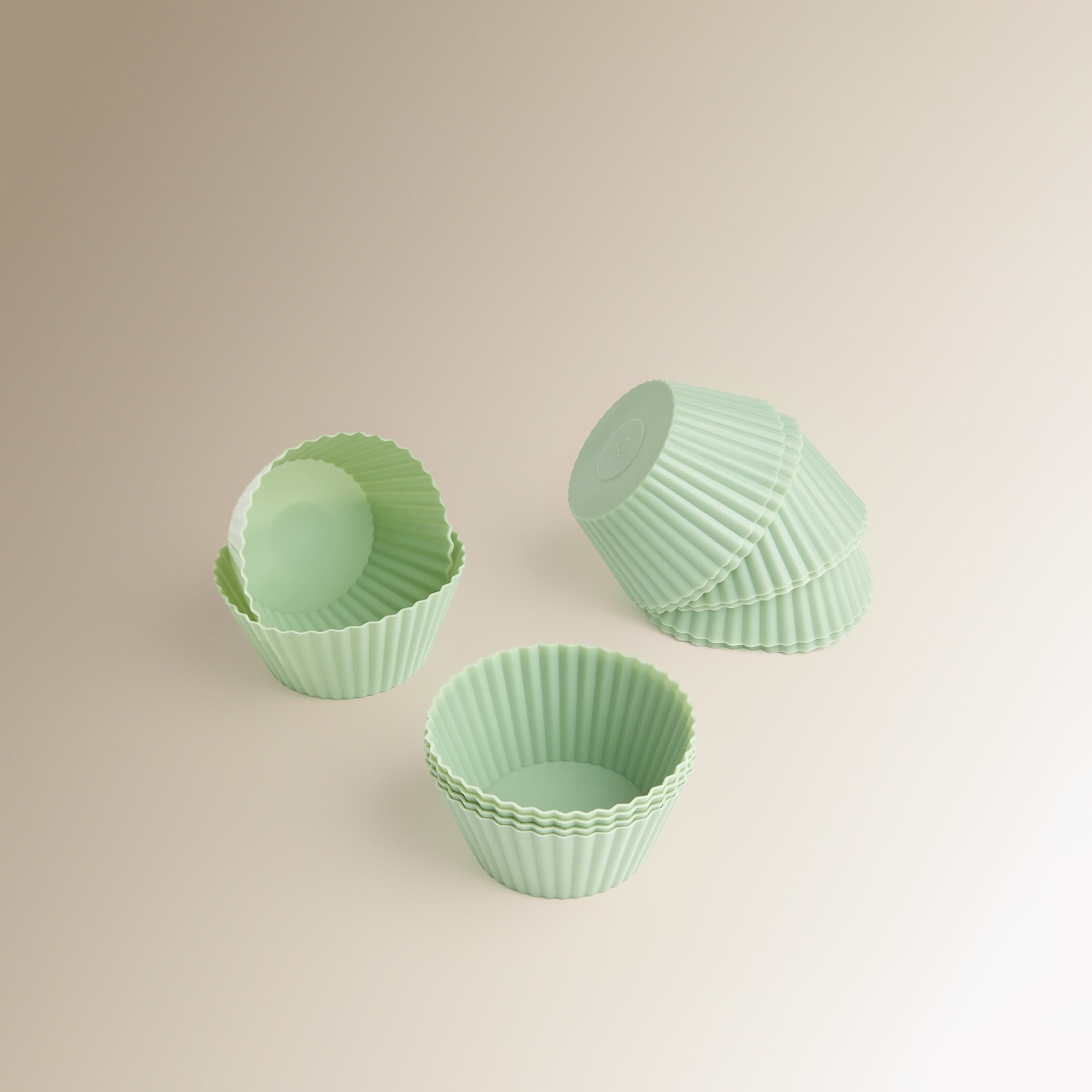 Imagem 0 de Conjunto de 12 Moldes de Silicone para Muffins