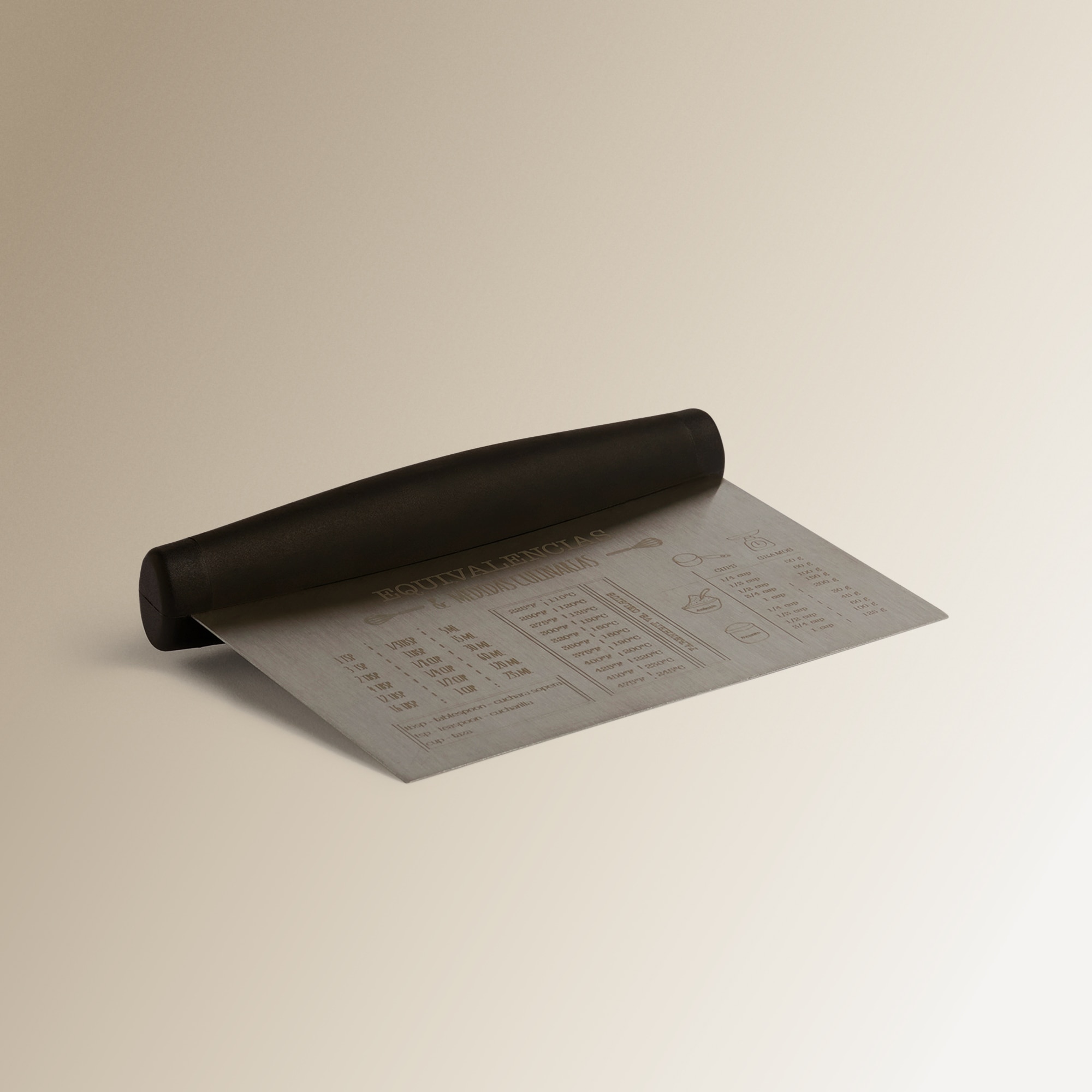 Cortador raspador de massa em aço Aço-4