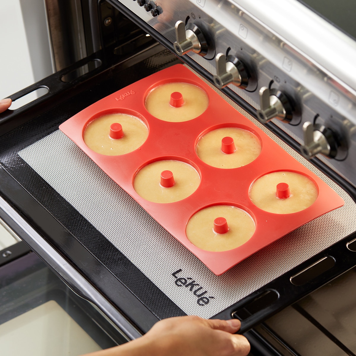 Molde de donuts com 6 cavidades Trad Vermelho-3