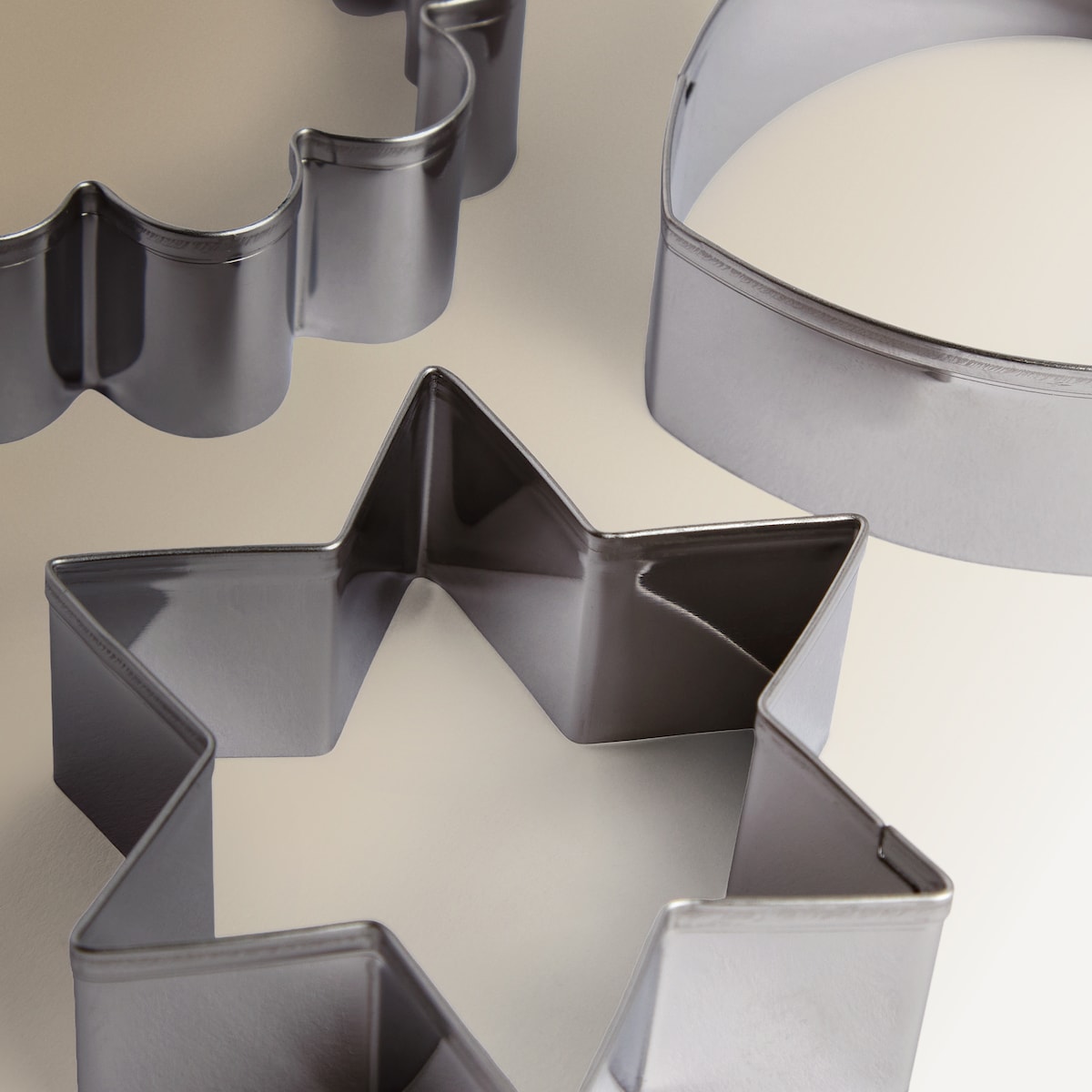 Set 4 cortadores + 4 boquillas + 1 adaptador + 1 manga pastelera El Corte Inglés Acero-3