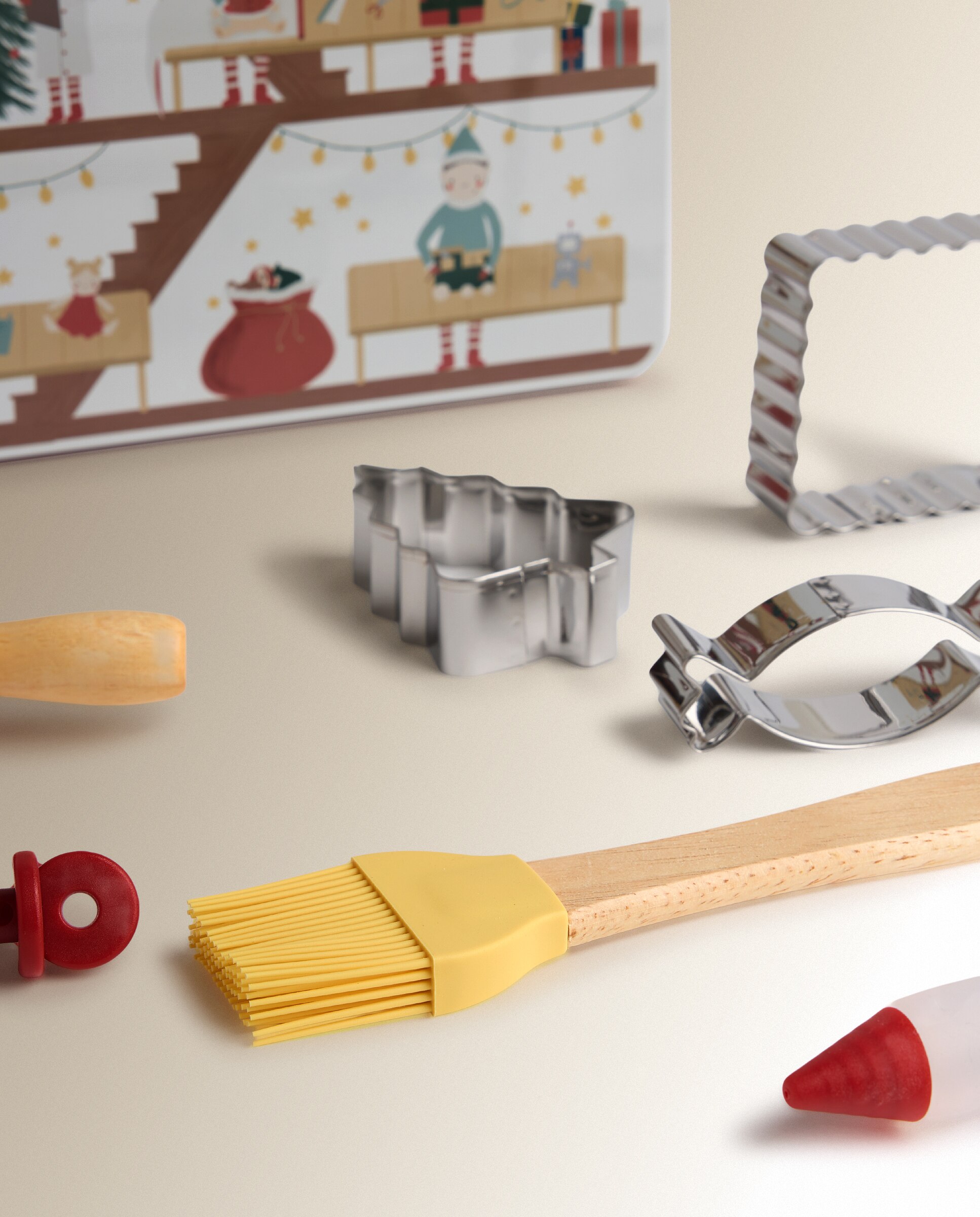 Conjunto de 14 Acessórios de Confeitaria Infantil com Caixa de Natal Multicolor-3