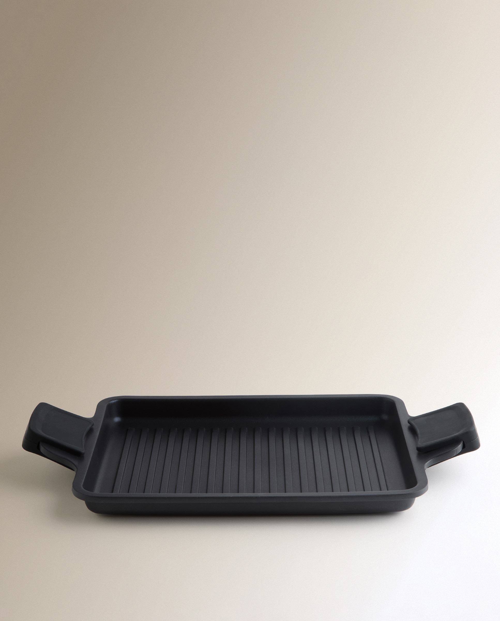Grelhador Retangular de Alumínio Fundido Excellent Pro Preto-1