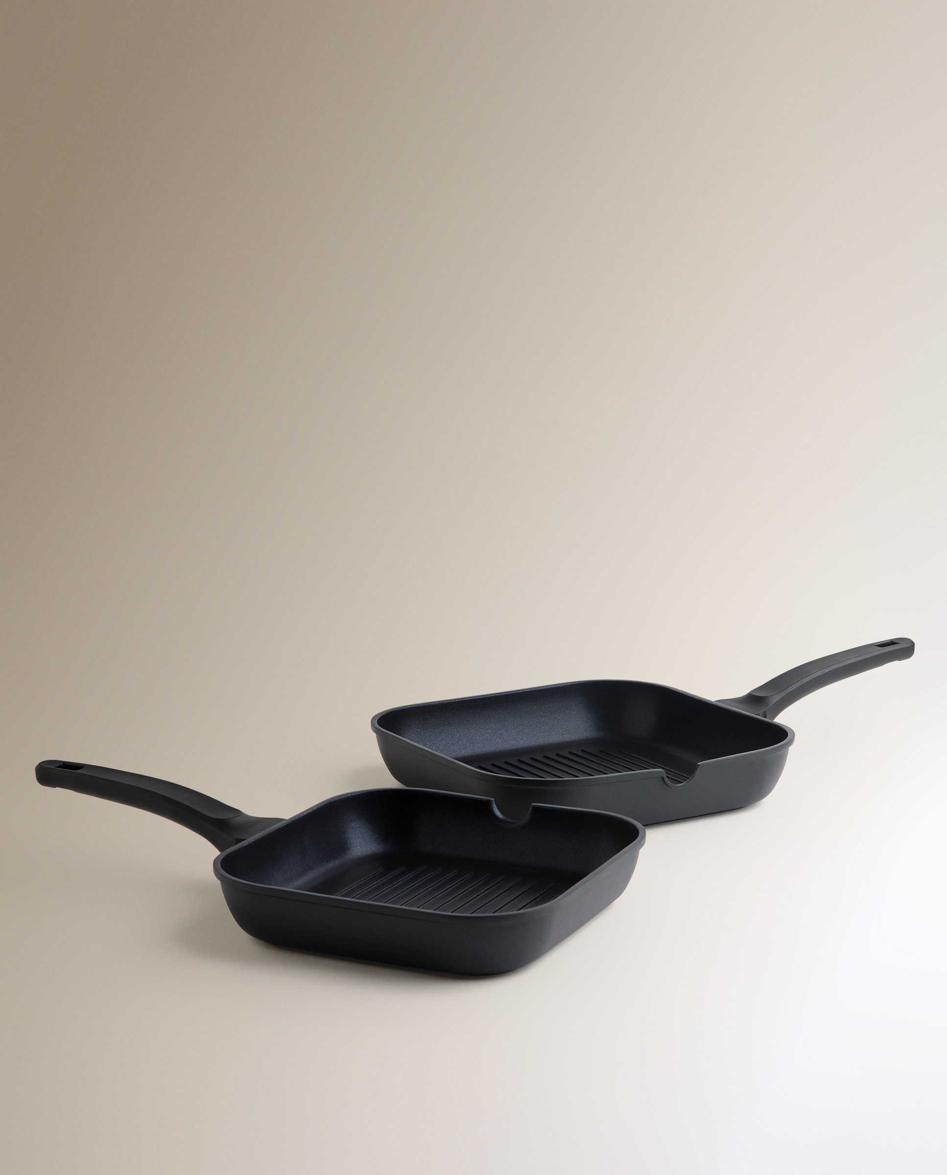 Grelhador de Alumínio Fundido Excellent Pro Preto-6