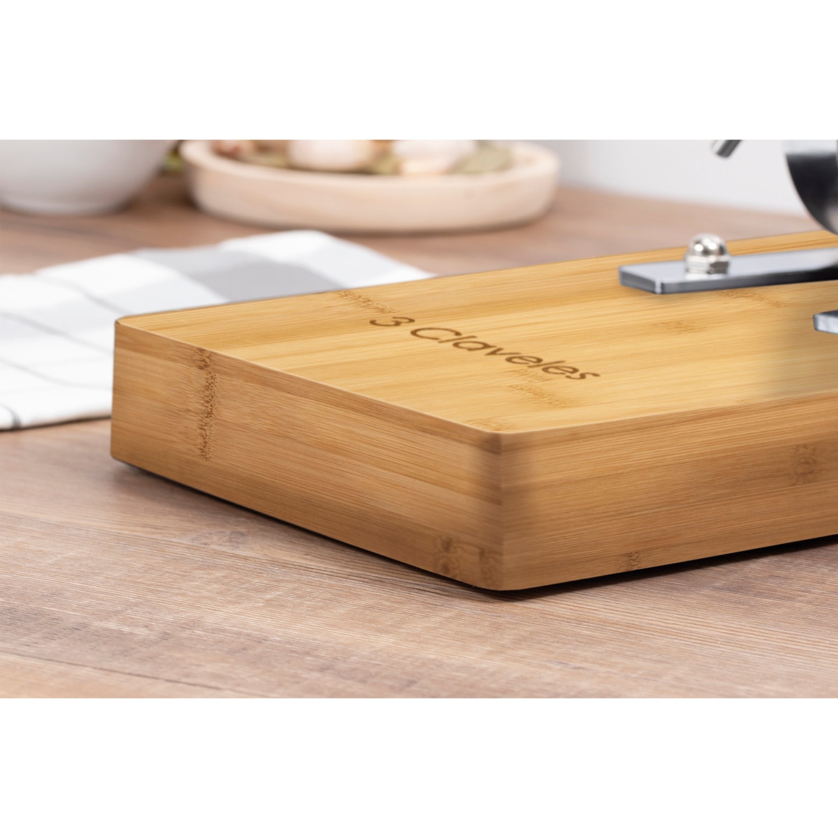 Suporte para Presunto Basculante com Base de Bambu 3 Claveles Aço-6