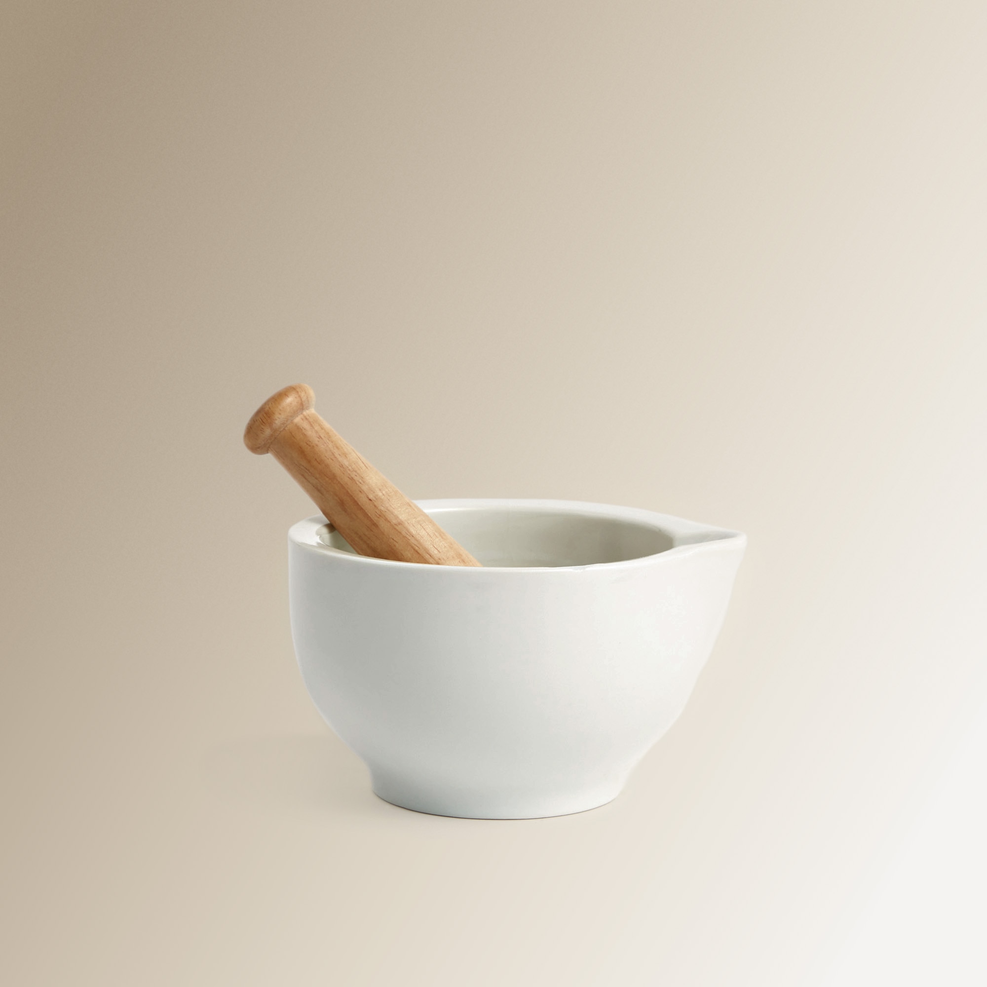Morteiro de porcelana com cabo de madeira Branco-1