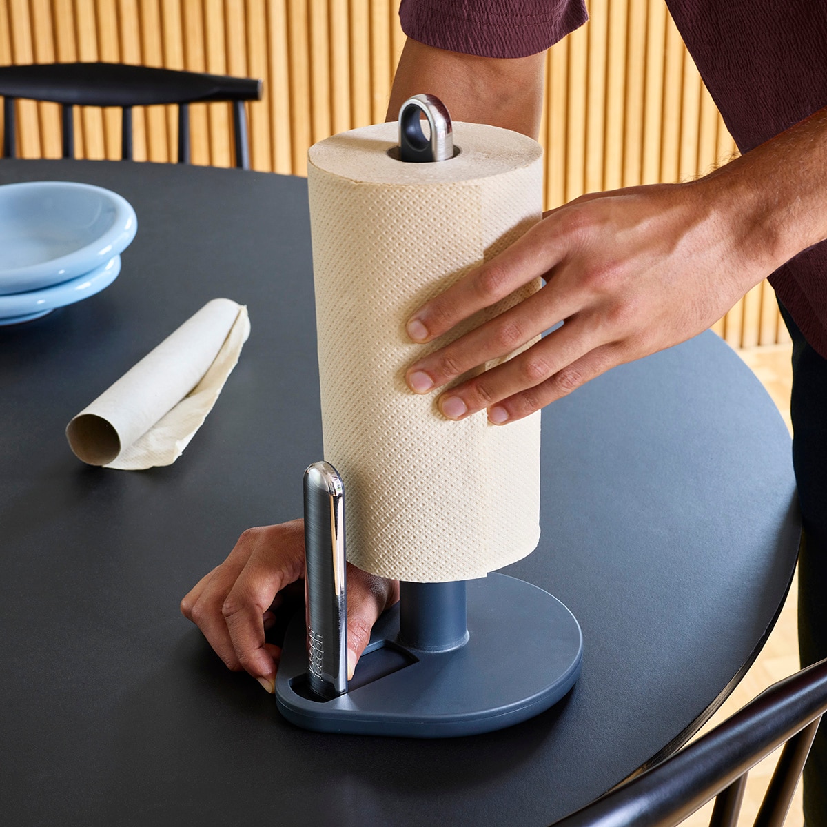 Porta-Rolos de Cozinha Rollgrip Preto-17