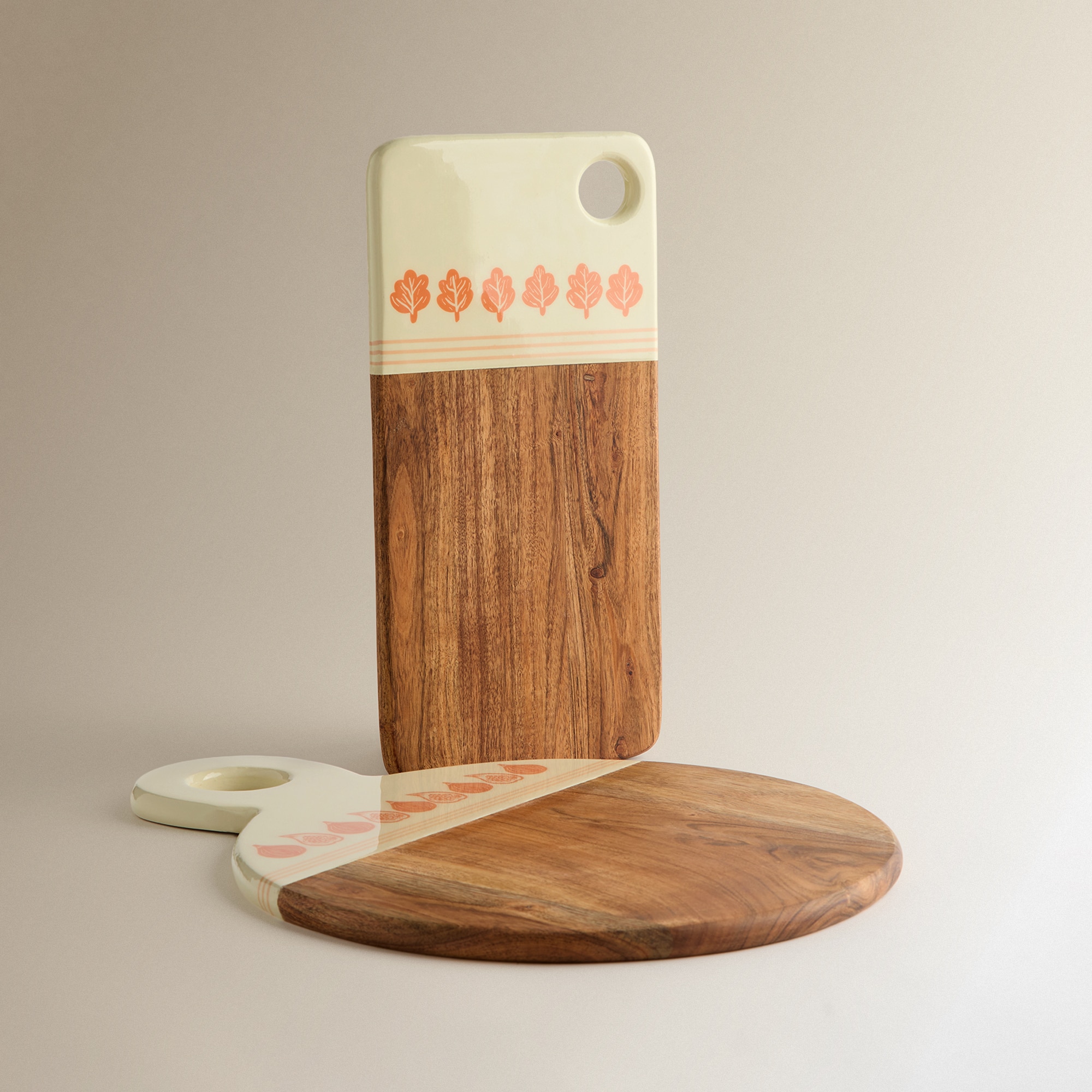 Tábua de Cortar Redonda Acácia Tempero Natural-4