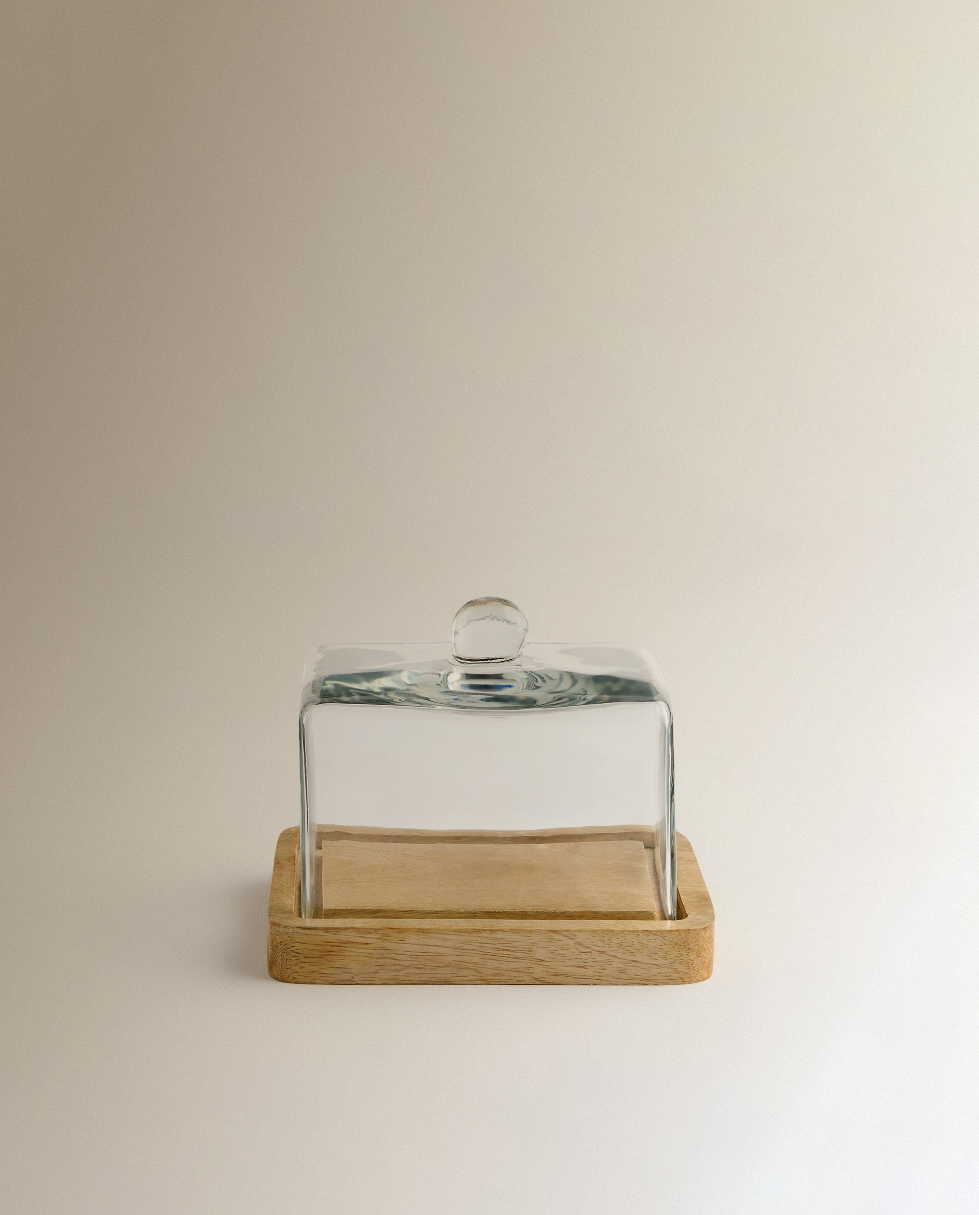 Imagem 0 de Manteigueira Estalada