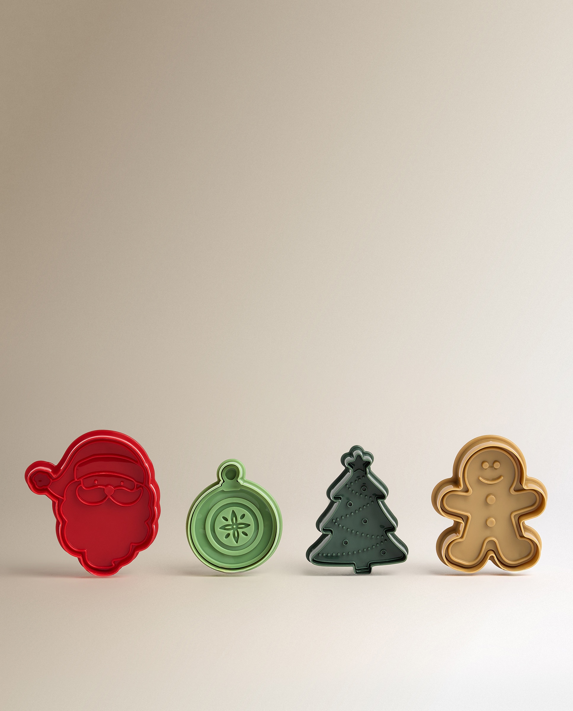 Imagen 1 de Set de 4 cortadores Papá Noel Navidad - Multicolor Multicolor