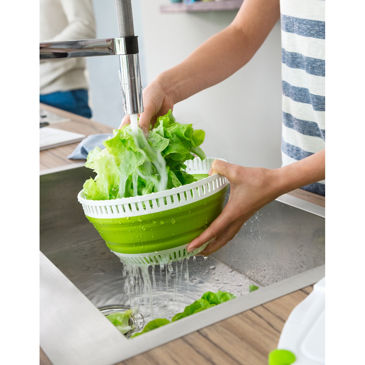 Centrifugadora de salada dobrável Verde-8